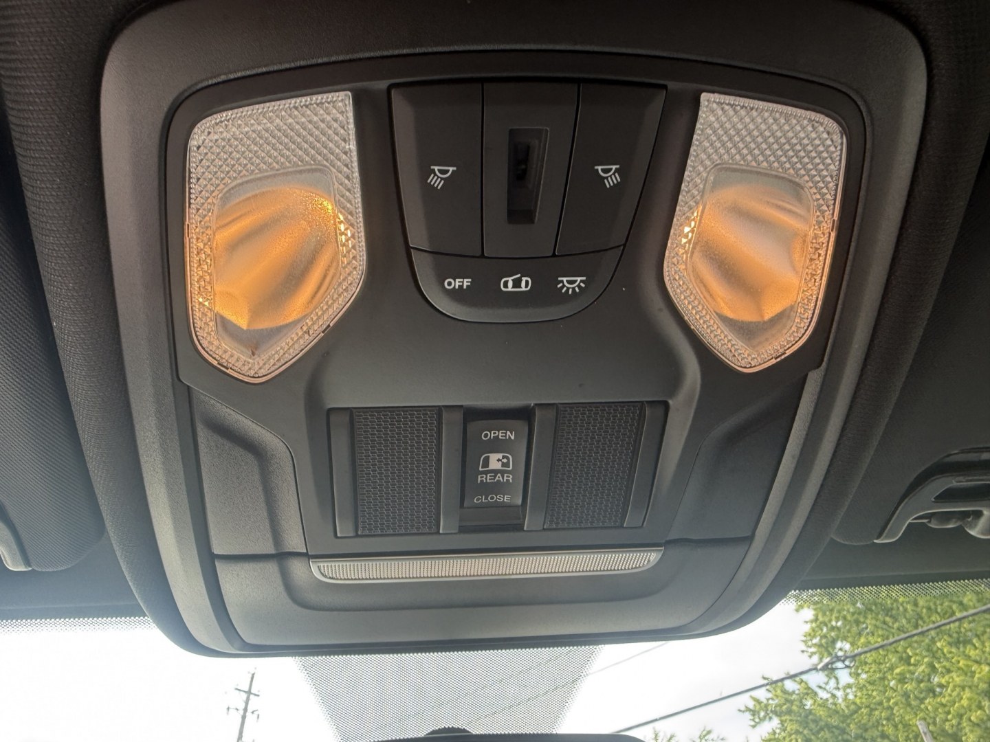 2022 Red /Black RAM 2500 Tradesman Crew Cab LWB 4WD (3C6UR5HL3NG) with an 6.7L I6 OHV 24V TURBO DIESEL engine, Automatic transmission, located at 547 E. Main St., Orwell, OH, 44076, (440) 437-5893, 41.535435, -80.847855 - 2022 Ram 2500 Tradesman Crew Cab Long Bed 4WD – Heavy-Duty Cummins Diesel with Massive Towing Power! This 2022 Ram 2500 Tradesman Crew Cab Long Bed 4WD is a no-nonsense, work-ready heavy-duty truck built for the toughest jobs. Powered by the legendary 6.7L Turbocharged Cummins I6 Diesel engine pa - Photo#35