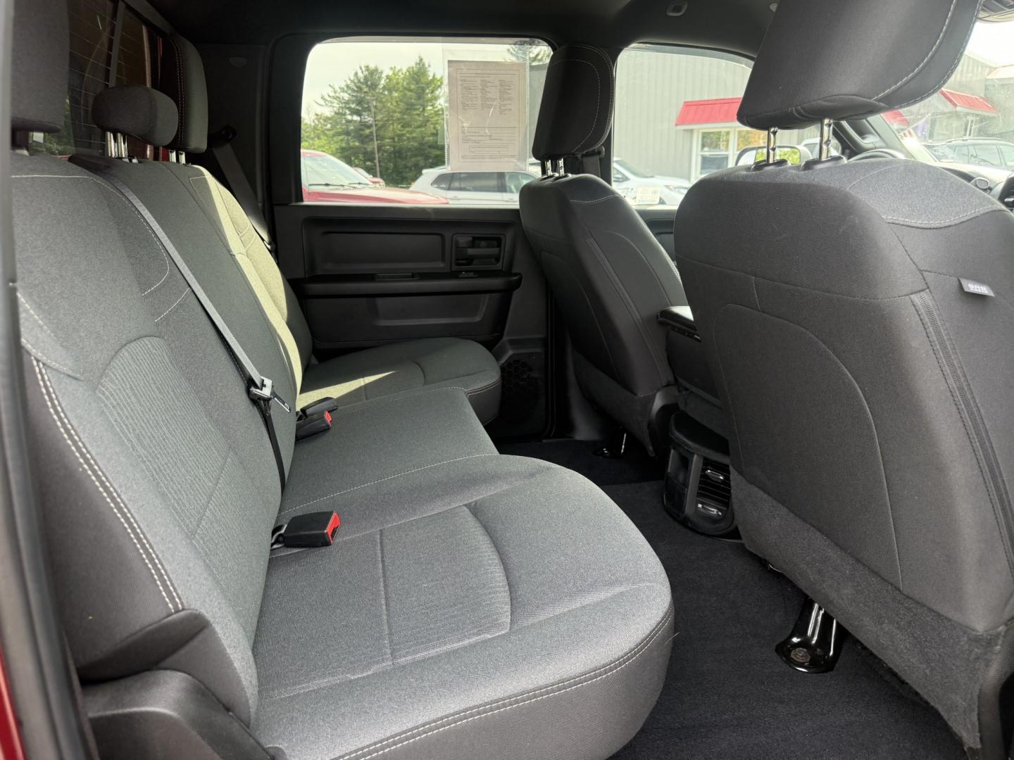 2022 Red /Black RAM 2500 Tradesman Crew Cab LWB 4WD (3C6UR5HL3NG) with an 6.7L I6 OHV 24V TURBO DIESEL engine, Automatic transmission, located at 547 E. Main St., Orwell, OH, 44076, (440) 437-5893, 41.535435, -80.847855 - 2022 Ram 2500 Tradesman Crew Cab Long Bed 4WD – Heavy-Duty Cummins Diesel with Massive Towing Power! This 2022 Ram 2500 Tradesman Crew Cab Long Bed 4WD is a no-nonsense, work-ready heavy-duty truck built for the toughest jobs. Powered by the legendary 6.7L Turbocharged Cummins I6 Diesel engine pa - Photo#37
