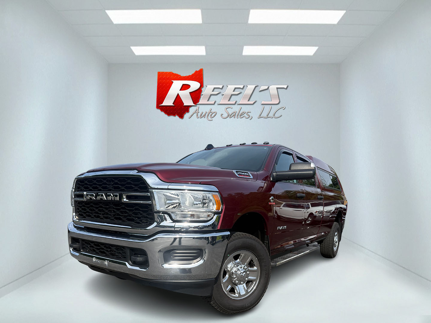 photo of 2022 RAM 2500 Tradesman Crew Cab LWB 4WD