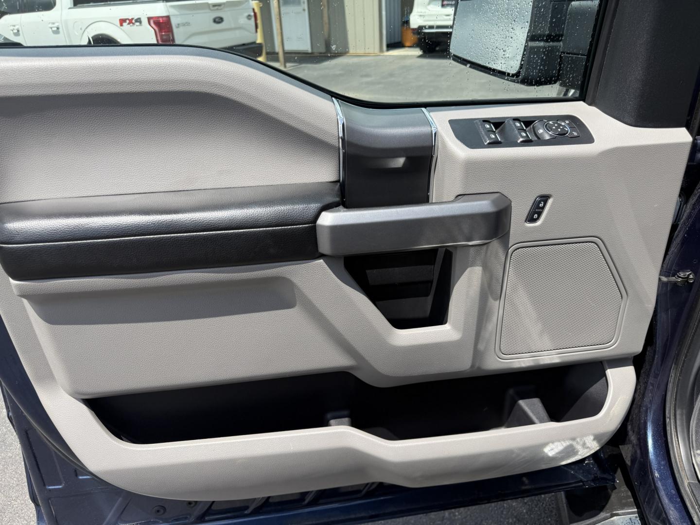 2018 Blue /Gray Ford F-150 XLT SuperCrew 5.5-ft. 4WD (1FTEW1E53JF) with an 5.0L V8 OHV 32V engine, Automatic transmission, located at 547 E. Main St., Orwell, OH, 44076, (440) 437-5893, 41.535435, -80.847855 - 2018 Ford F-150 XLT Crew Cab – Coyote V8 Power with Strong Towing and Extended-Range Fuel Tank! This clean 2018 Ford F-150 XLT Crew Cab is a capable and practical full-size truck that’s ready for work or weekend adventures. Powered by Ford’s legendary 5.0L Coyote V8 engine with flex fuel capa - Photo#7