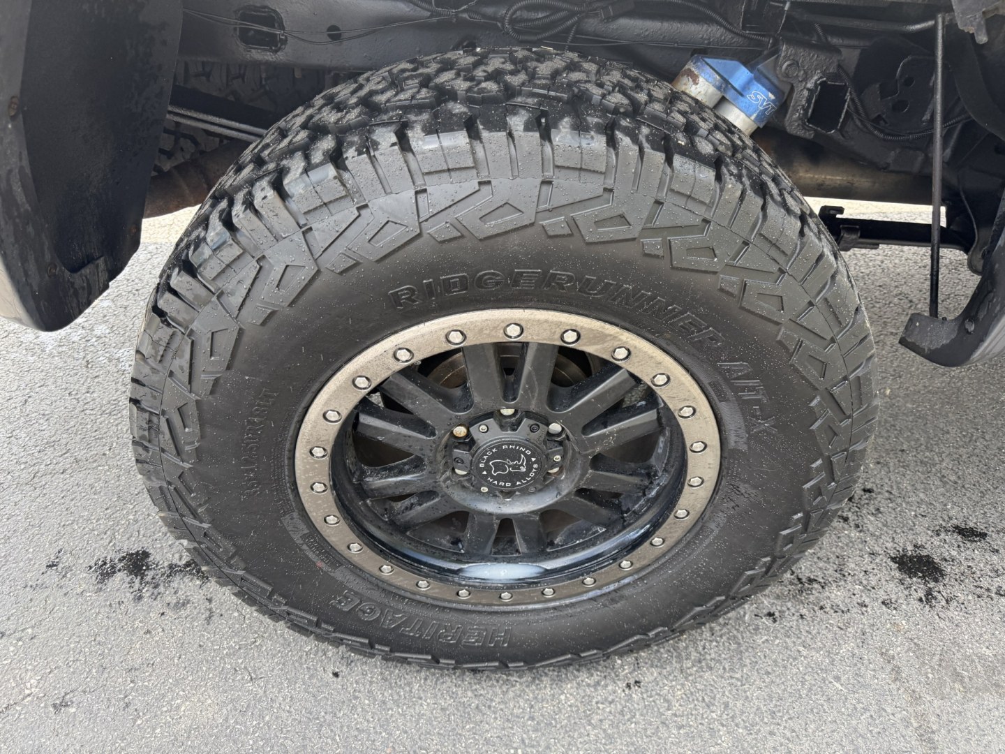 2011 Black /Black Ford F-150 SVT Raptor SuperCrew 5.5-ft. Bed 4WD (1FTFW1R6XBF) with an 6.2L V8 SOHC 16V engine, Automatic transmission, located at 547 E. Main St., Orwell, OH, 44076, (440) 437-5893, 41.535435, -80.847855 - 2011 Ford SVT Raptor Crew Cab 4WD – Iconic Off-Road Legend with 6.2L V8 Power! This 2011 Ford SVT Raptor Crew Cab 4WD is the original high-performance desert and trail truck that started the Raptor legacy. Powered by the massive 6.2L V8 engine paired with a smooth 6-speed automatic transmission, - Photo#26