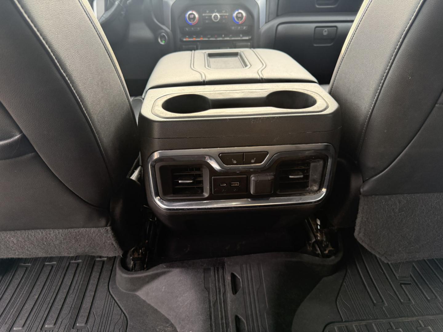 2020 Blue /Black GMC Sierra 1500 SLT Crew Cab Short Box 4WD (3GTU9DED0LG) with an 5.3L V8 OHV 16V engine, Automatic transmission, located at 547 E. Main St., Orwell, OH, 44076, (440) 437-5893, 41.535435, -80.847855 - 2020 GMC Sierra 1500 SLT Crew Cab 4WD – Texas Edition with X31 Off-Road Package and Loaded Luxury Features! This sharp 2020 GMC Sierra 1500 SLT Crew Cab 4WD is a premium, well-equipped truck that combines strong performance, off-road capability, and upscale comfort. Powered by a reliable 5.3L Eco- Photo#23
