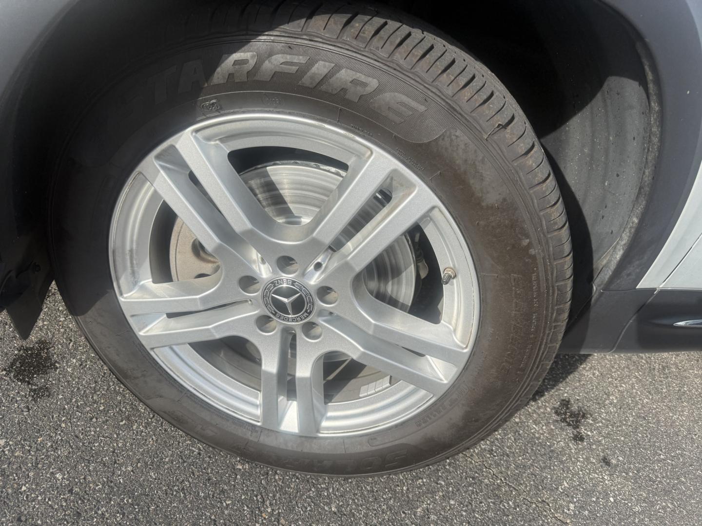 2022 Silver /Black Mercedes-Benz GLB-Class GLB 250 4MATIC (W1N4M4HB2NW) with an 2.0L I4 DOHC 16V Turbo engine, Automatic transmission, located at 11115 Chardon Rd. , Chardon, OH, 44024, (440) 214-9705, 41.580246, -81.241943- Photo#34