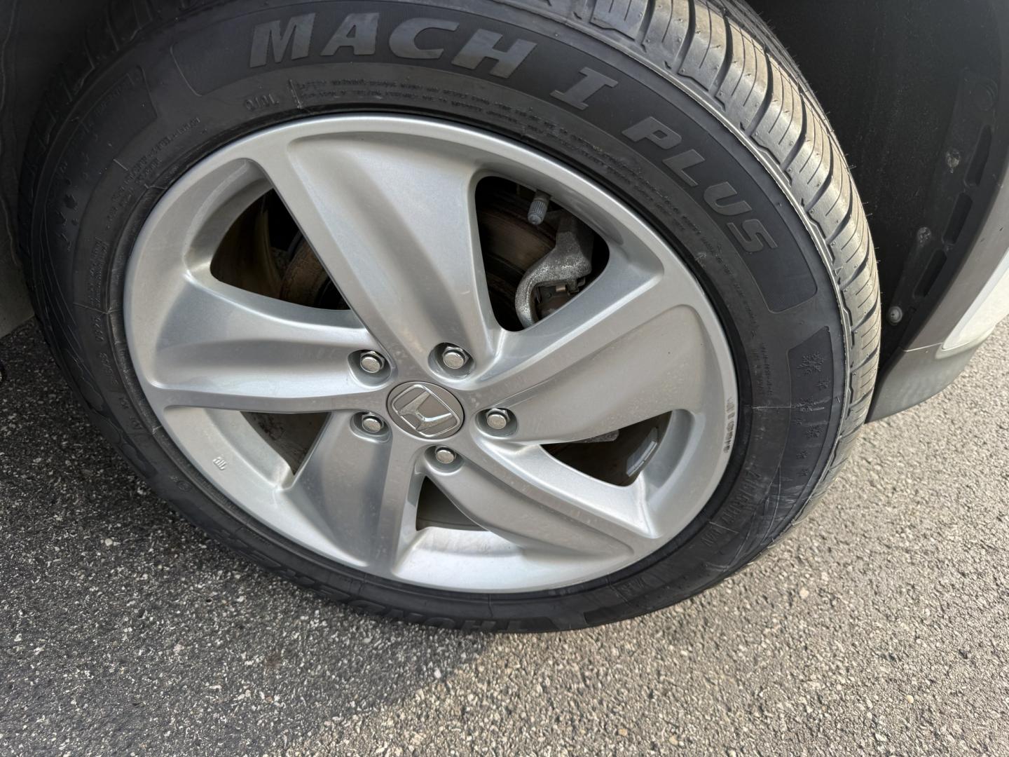 2019 White /Gray Honda HR-V EX AWD (3CZRU6H54KM) with an 1.8L I4 DOHC 16V engine, Automatic transmission, located at 11115 Chardon Rd. , Chardon, OH, 44024, (440) 214-9705, 41.580246, -81.241943 - 2019 Honda HR-V EX AWD – Efficient, Well-Equipped Compact Crossover with Fresh Tires and Strong Safety Features! This clean 2019 Honda HR-V EX AWD is a smart, versatile crossover that offers excellent fuel economy, modern safety technology, and everyday practicality. Powered by a reliable 1.8L I4- Photo#5