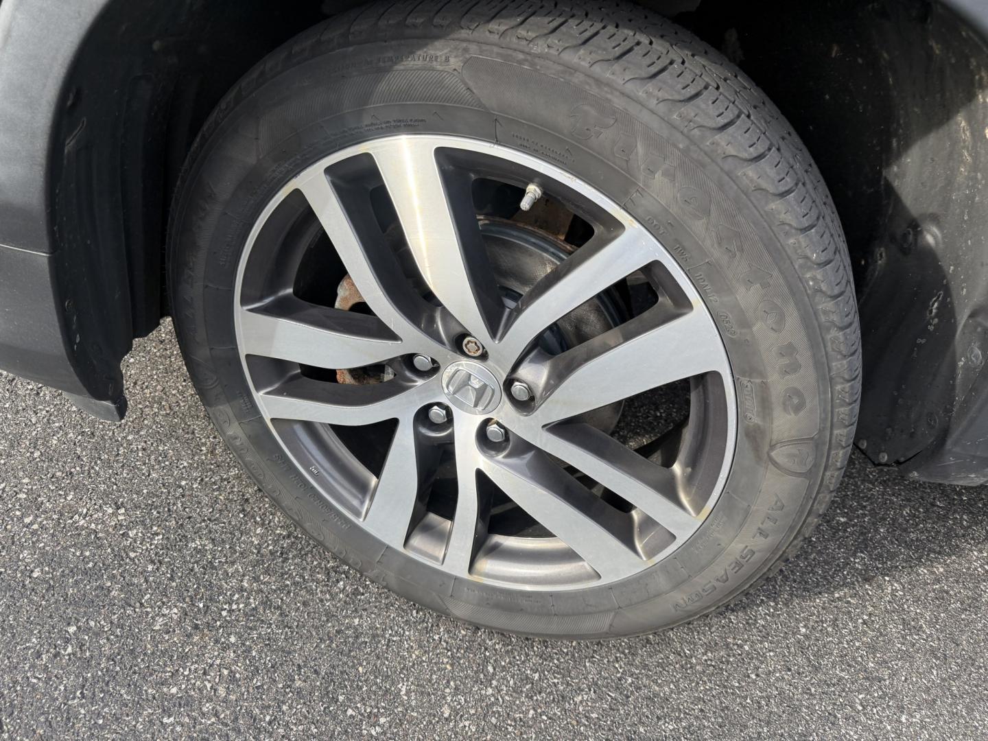 2018 Black /Black Honda Pilot Touring 4WD (5FNYF6H92JB) with an 3.5L V6 SOHC 24V engine, Automatic transmission, located at 547 E. Main St., Orwell, OH, 44076, (440) 437-5893, 41.535435, -80.847855 - 2018 Honda Pilot Touring AWD – Premium 3-Row Family SUV with Leather, Strong V6 Power, and Advanced Safety! This 2018 Honda Pilot Touring AWD is a loaded, upscale 3-row SUV that delivers the perfect combination of comfort, capability, and modern technology. Powered by Honda’s smooth 3.5L Earth- Photo#40
