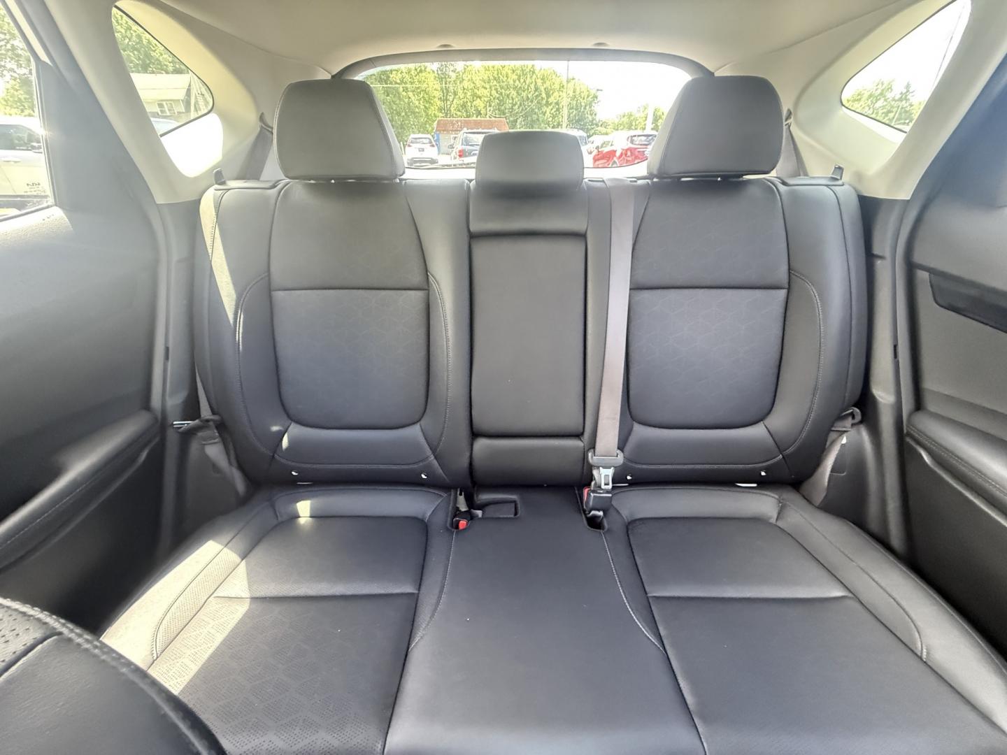 2024 White /Black Kia Seltos EX (KNDERCAA3R7) with an 2.0L I4 DOHC 16V engine, Automatic transmission, located at 547 E. Main St., Orwell, OH, 44076, (440) 437-5893, 41.535435, -80.847855 - 2024 Kia Seltos EX AWD – Stylish, Efficient, and Loaded with Premium Features! This nearly new 2024 Kia Seltos EX AWD is a sharp and versatile compact crossover that offers upscale comfort, confident all-weather performance, and excellent value. Powered by a smooth 2.0L I4 MPI engine paired with- Photo#20