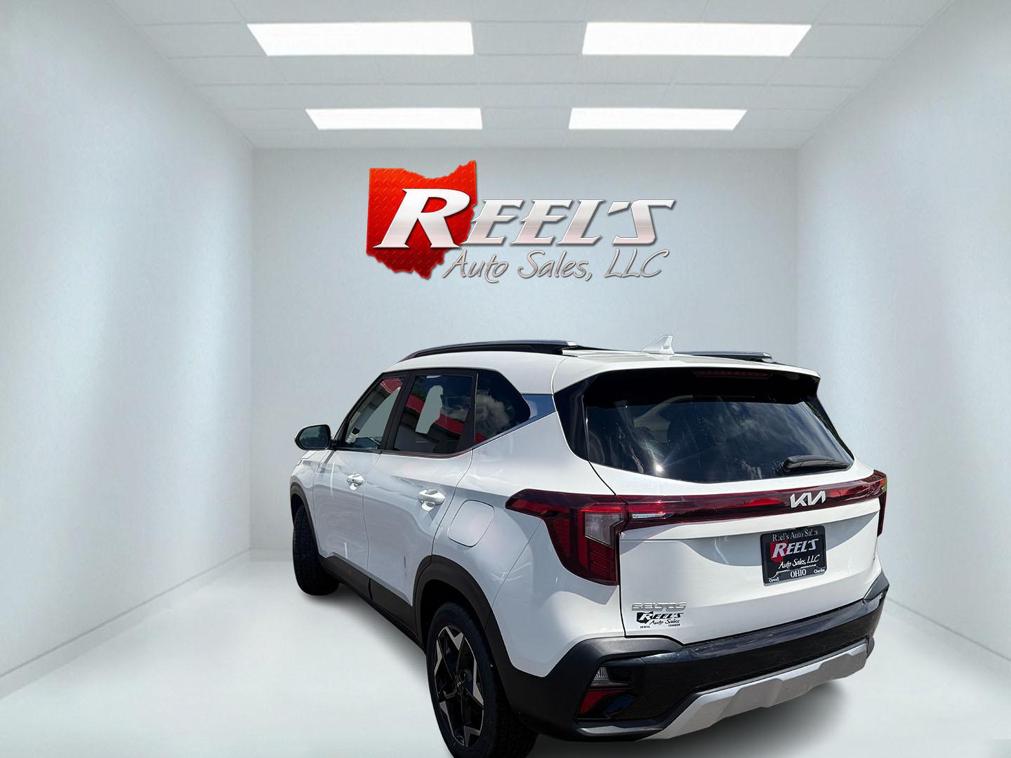 2024 White /Black Kia Seltos EX (KNDERCAA3R7) with an 2.0L I4 DOHC 16V engine, Automatic transmission, located at 547 E. Main St., Orwell, OH, 44076, (440) 437-5893, 41.535435, -80.847855 - 2024 Kia Seltos EX AWD – Stylish, Efficient, and Loaded with Premium Features! This nearly new 2024 Kia Seltos EX AWD is a sharp and versatile compact crossover that offers upscale comfort, confident all-weather performance, and excellent value. Powered by a smooth 2.0L I4 MPI engine paired with- Photo#27