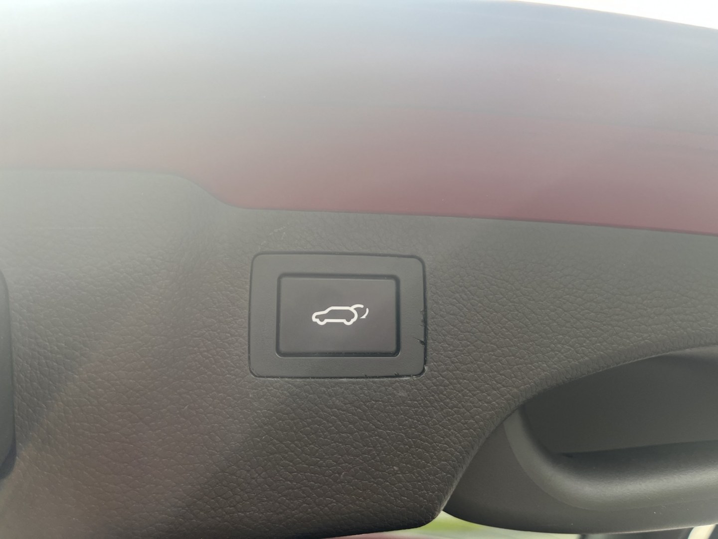 2016 Red /Beige Hyundai Santa Fe Sport 2.4 AWD (5XYZUDLB6GG) with an 2.4L I4 DOHC 16V engine, Automatic transmission, located at 547 E. Main St., Orwell, OH, 44076, (440) 437-5893, 41.535435, -80.847855 - 2016 Hyundai Santa Fe Sport Popular AWD – Loaded with Leather, Luxury Features, and All-Weather Capability! This 2016 Hyundai Santa Fe Sport Popular AWD is a well-equipped midsize SUV that offers the perfect blend of comfort, technology, and confident performance. Powered by a smooth 2.4L GDI I4- Photo#14