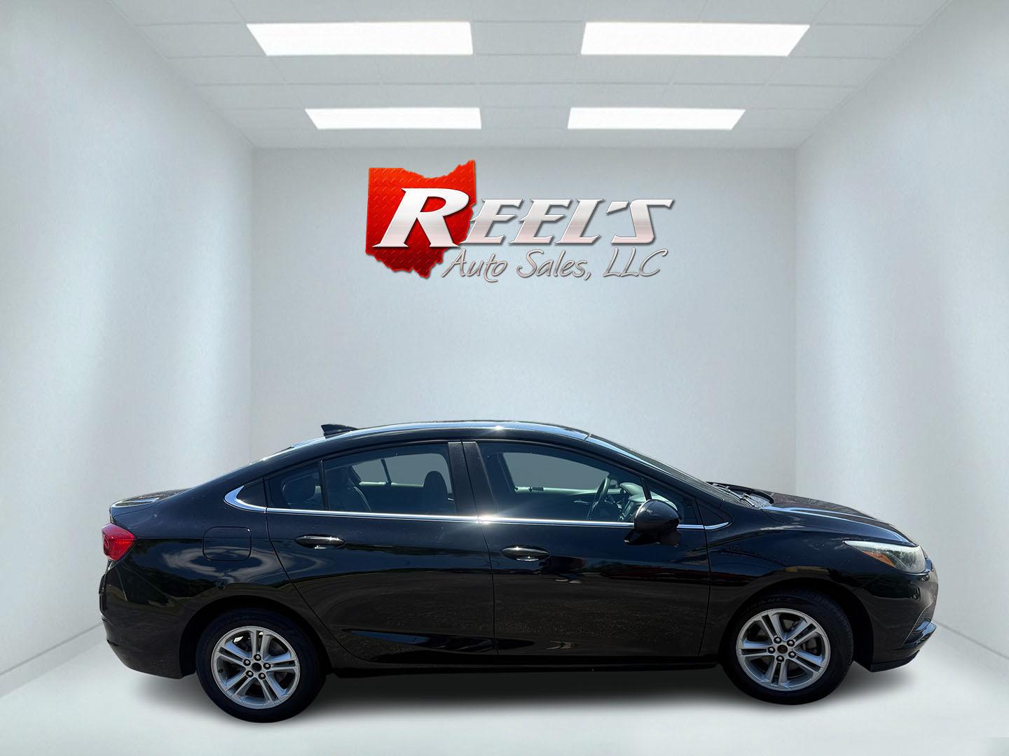 2018 Black /Black Chevrolet Cruze LT Auto (1G1BE5SM2J7) with an 1.4L I4 DOHC 16V TURBO engine, Automatic transmission, located at 547 E. Main St., Orwell, OH, 44076, (440) 437-5893, 41.535435, -80.847855 - 2018 Chevrolet Cruze LT – Turbo Efficiency, Modern Tech, and Outstanding Fuel Economy! This clean 2018 Chevrolet Cruze LT is a sharp, fuel-efficient compact sedan that delivers great performance without sacrificing savings at the pump. Powered by a responsive 1.4L Turbocharged EcoTec engine paire- Photo#22