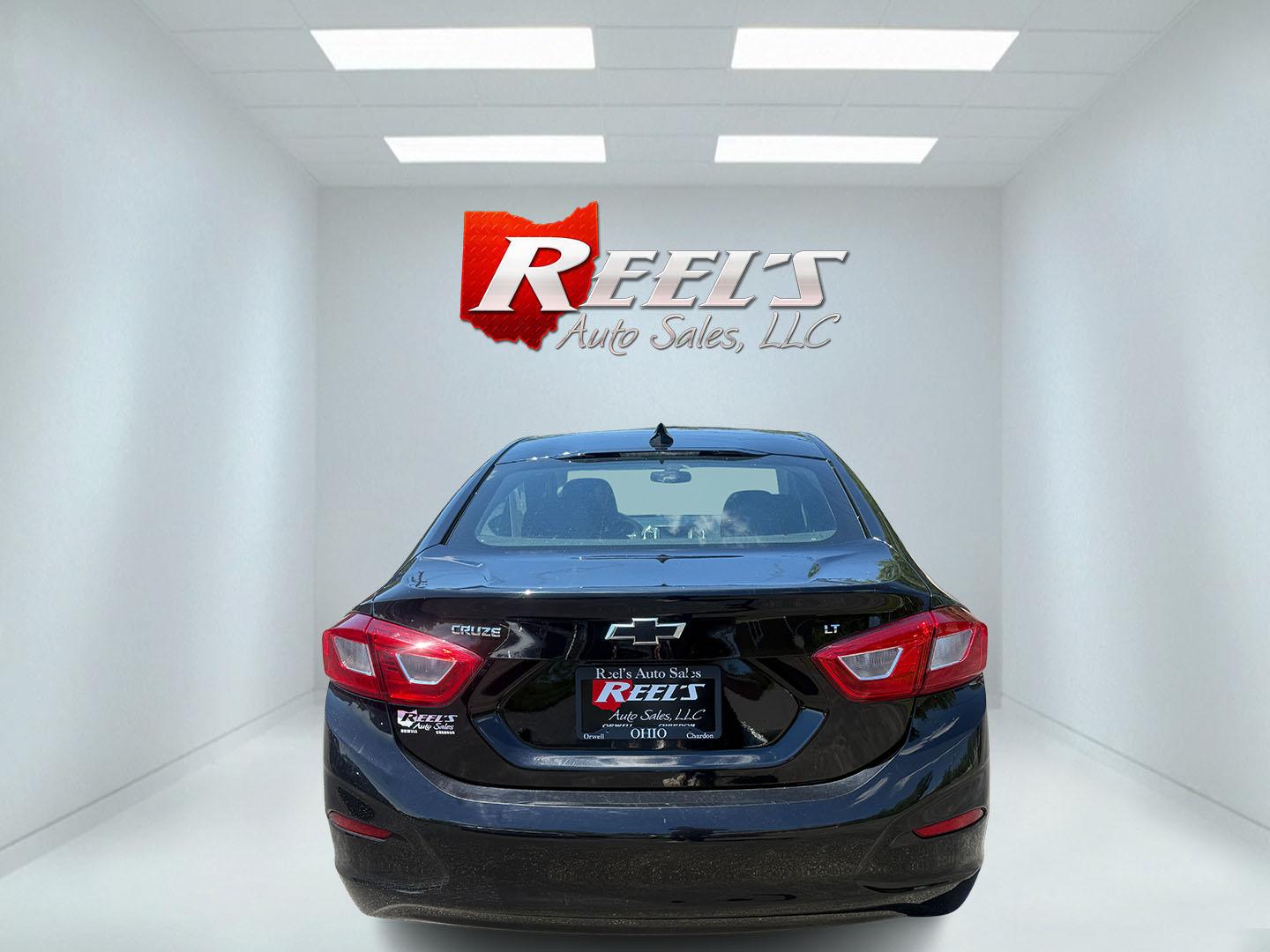 2018 Black /Black Chevrolet Cruze LT Auto (1G1BE5SM2J7) with an 1.4L I4 DOHC 16V TURBO engine, Automatic transmission, located at 547 E. Main St., Orwell, OH, 44076, (440) 437-5893, 41.535435, -80.847855 - 2018 Chevrolet Cruze LT – Turbo Efficiency, Modern Tech, and Outstanding Fuel Economy! This clean 2018 Chevrolet Cruze LT is a sharp, fuel-efficient compact sedan that delivers great performance without sacrificing savings at the pump. Powered by a responsive 1.4L Turbocharged EcoTec engine paire- Photo#25