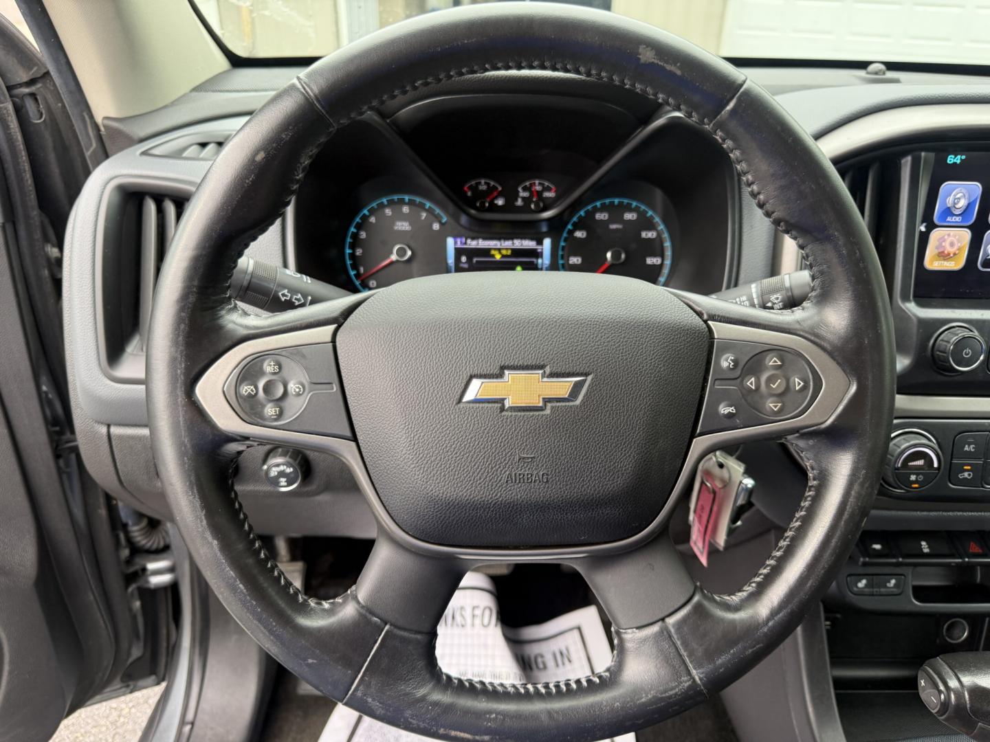 2018 Gray /Black Chevrolet Colorado Z71 Ext. Cab 4WD (1GCHTDEN2J1) with an 3.6L V6 DOHC 24V GAS engine, Automatic transmission, located at 547 E. Main St., Orwell, OH, 44076, (440) 437-5893, 41.535435, -80.847855 - 2018 Chevrolet Colorado Z71 Extended Cab 4WD – Off-Road Ready with V6 Power and Modern Comfort! This 2018 Chevrolet Colorado Z71 Extended Cab 4WD is a capable midsize truck that blends off-road toughness with everyday usability. Powered by a strong 3.6L V6 engine paired with a smooth 8-speed auto- Photo#11