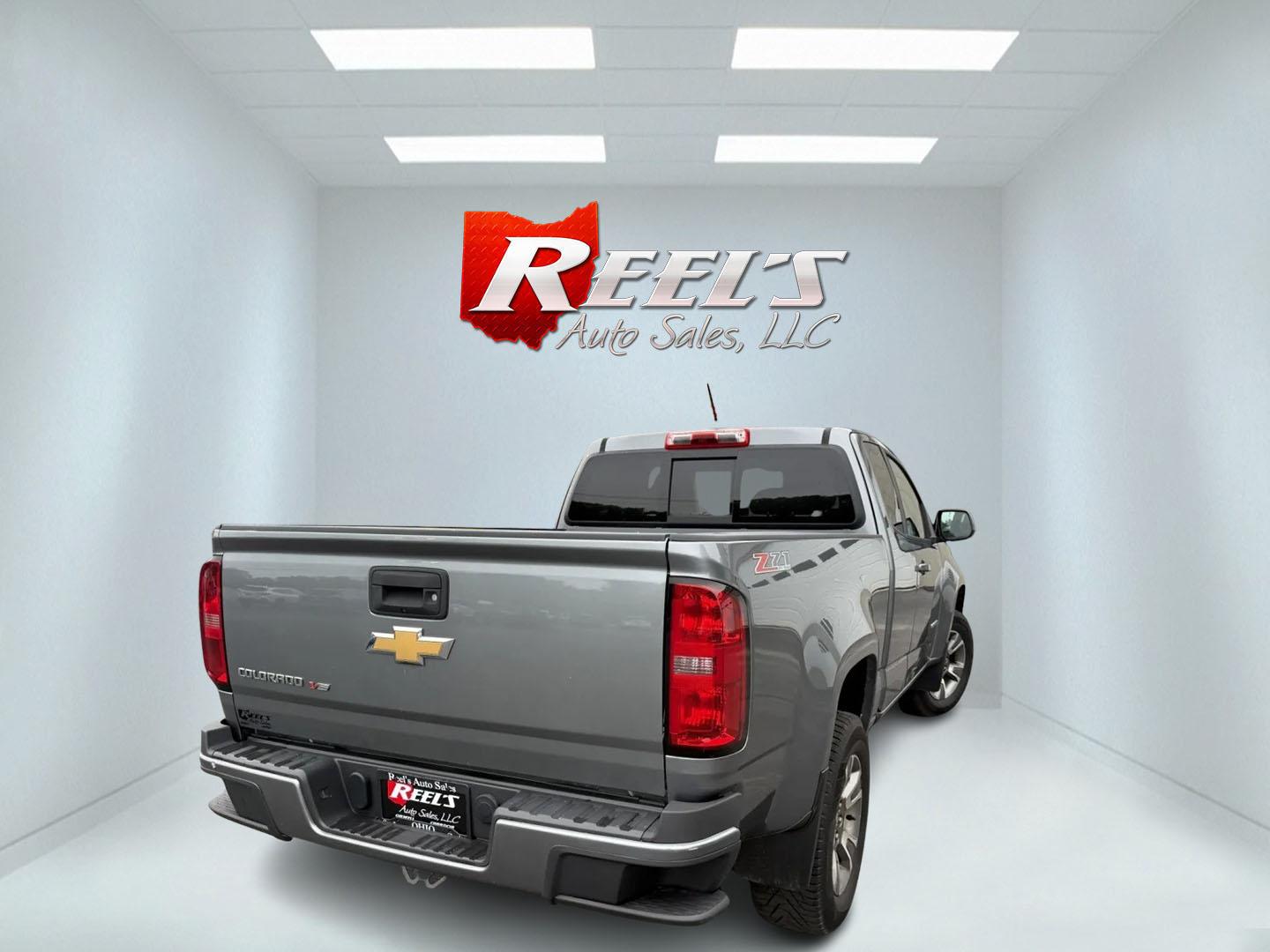 2018 Gray /Black Chevrolet Colorado Z71 Ext. Cab 4WD (1GCHTDEN2J1) with an 3.6L V6 DOHC 24V GAS engine, Automatic transmission, located at 547 E. Main St., Orwell, OH, 44076, (440) 437-5893, 41.535435, -80.847855 - 2018 Chevrolet Colorado Z71 Extended Cab 4WD – Off-Road Ready with V6 Power and Modern Comfort! This 2018 Chevrolet Colorado Z71 Extended Cab 4WD is a capable midsize truck that blends off-road toughness with everyday usability. Powered by a strong 3.6L V6 engine paired with a smooth 8-speed auto- Photo#22
