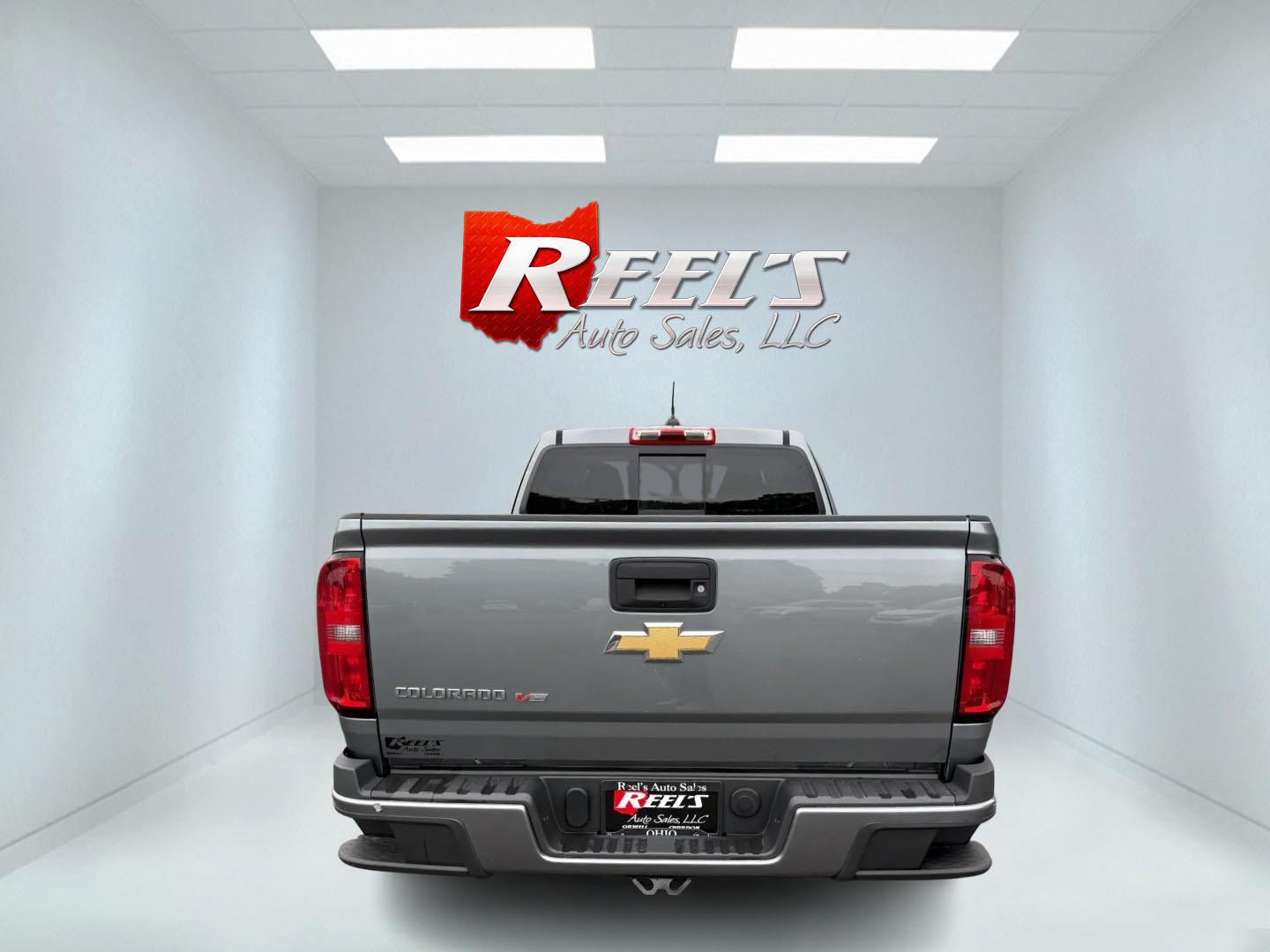 2018 Gray /Black Chevrolet Colorado Z71 Ext. Cab 4WD (1GCHTDEN2J1) with an 3.6L V6 DOHC 24V GAS engine, Automatic transmission, located at 547 E. Main St., Orwell, OH, 44076, (440) 437-5893, 41.535435, -80.847855 - 2018 Chevrolet Colorado Z71 Extended Cab 4WD – Off-Road Ready with V6 Power and Modern Comfort! This 2018 Chevrolet Colorado Z71 Extended Cab 4WD is a capable midsize truck that blends off-road toughness with everyday usability. Powered by a strong 3.6L V6 engine paired with a smooth 8-speed auto- Photo#23