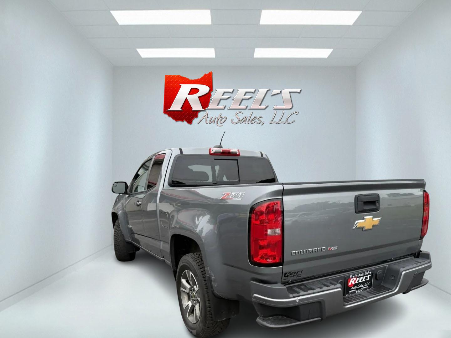 2018 Gray /Black Chevrolet Colorado Z71 Ext. Cab 4WD (1GCHTDEN2J1) with an 3.6L V6 DOHC 24V GAS engine, Automatic transmission, located at 547 E. Main St., Orwell, OH, 44076, (440) 437-5893, 41.535435, -80.847855 - 2018 Chevrolet Colorado Z71 Extended Cab 4WD – Off-Road Ready with V6 Power and Modern Comfort! This 2018 Chevrolet Colorado Z71 Extended Cab 4WD is a capable midsize truck that blends off-road toughness with everyday usability. Powered by a strong 3.6L V6 engine paired with a smooth 8-speed auto- Photo#24