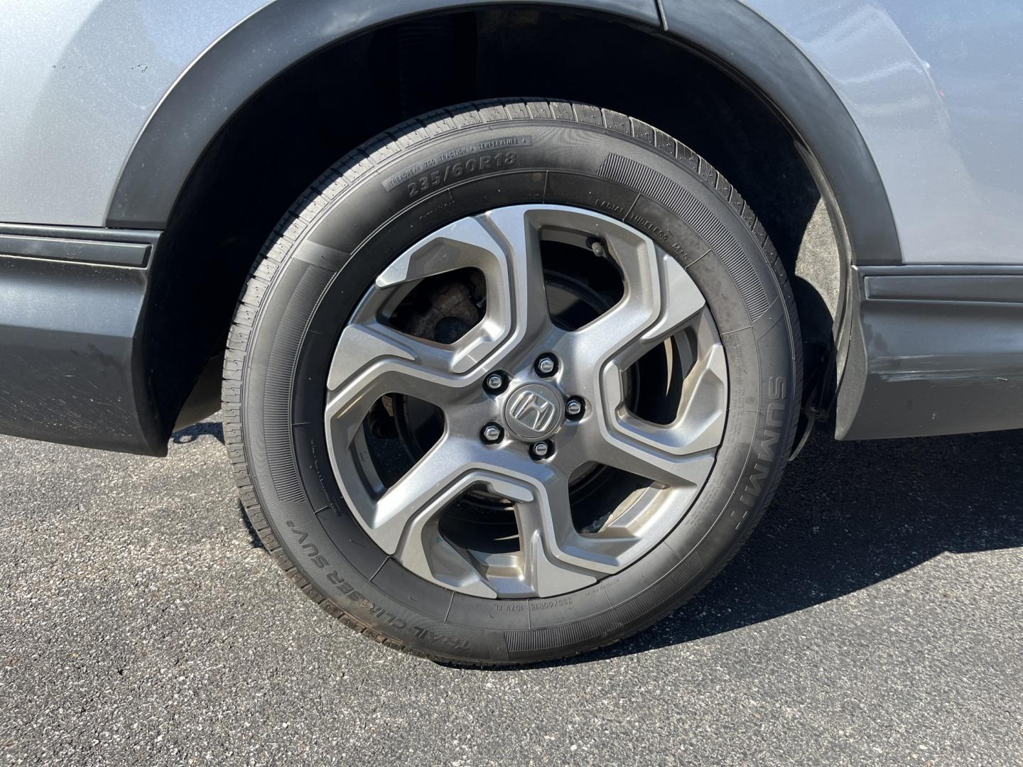 2017 Silver /Gray Honda CR-V EX AWD (2HKRW2H52HH) with an 1.5L I4 DOHC 16V TURBO engine, Automatic transmission, located at 11115 Chardon Rd. , Chardon, OH, 44024, (440) 214-9705, 41.580246, -81.241943- Photo#7