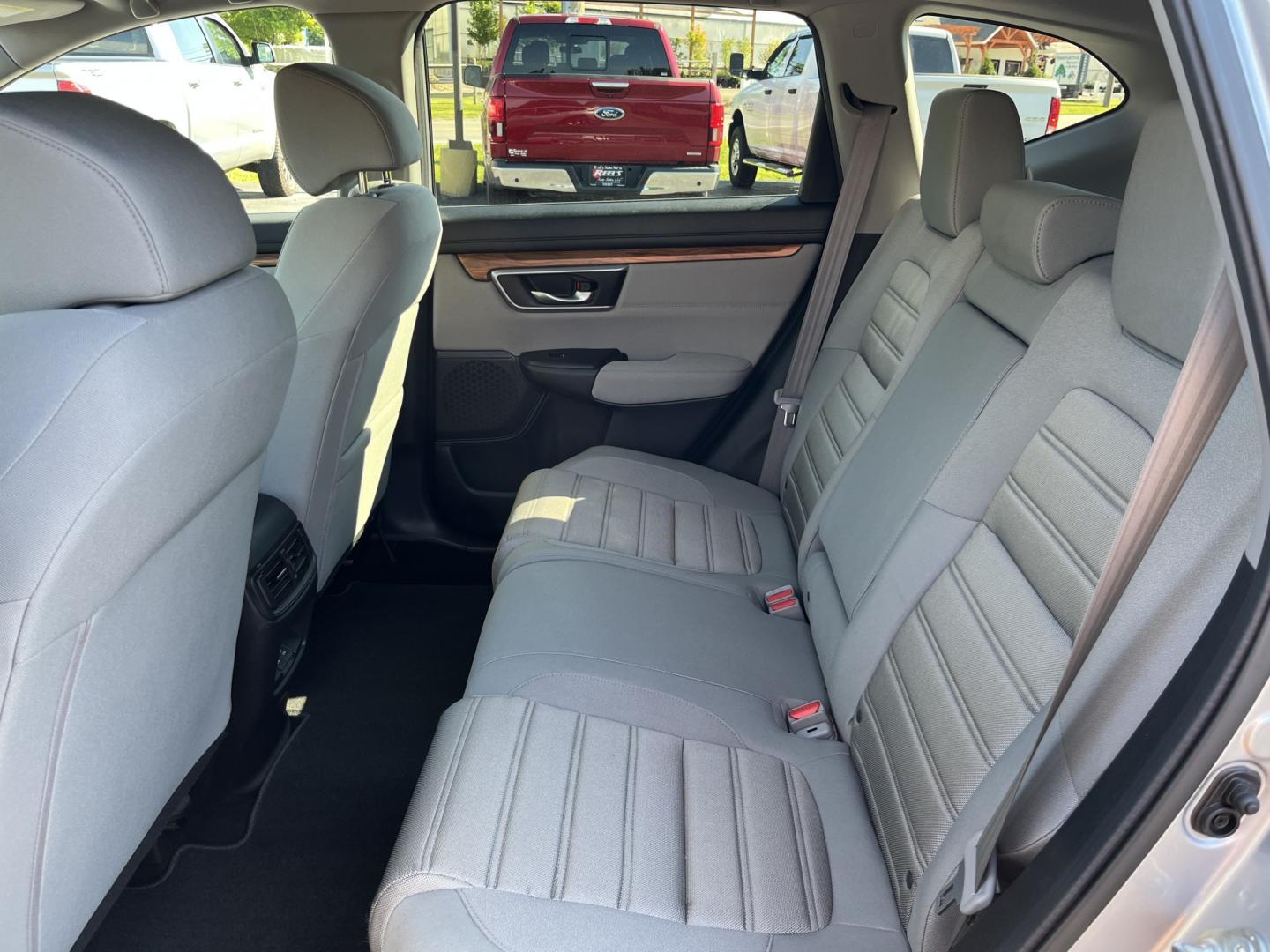 2017 Silver /Gray Honda CR-V EX AWD (2HKRW2H52HH) with an 1.5L I4 DOHC 16V TURBO engine, Automatic transmission, located at 11115 Chardon Rd. , Chardon, OH, 44024, (440) 214-9705, 41.580246, -81.241943- Photo#28