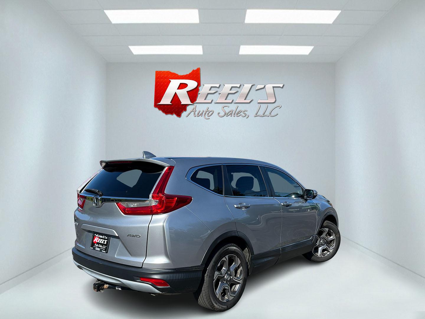2017 Silver /Gray Honda CR-V EX AWD (2HKRW2H52HH) with an 1.5L I4 DOHC 16V TURBO engine, Automatic transmission, located at 11115 Chardon Rd. , Chardon, OH, 44024, (440) 214-9705, 41.580246, -81.241943- Photo#6