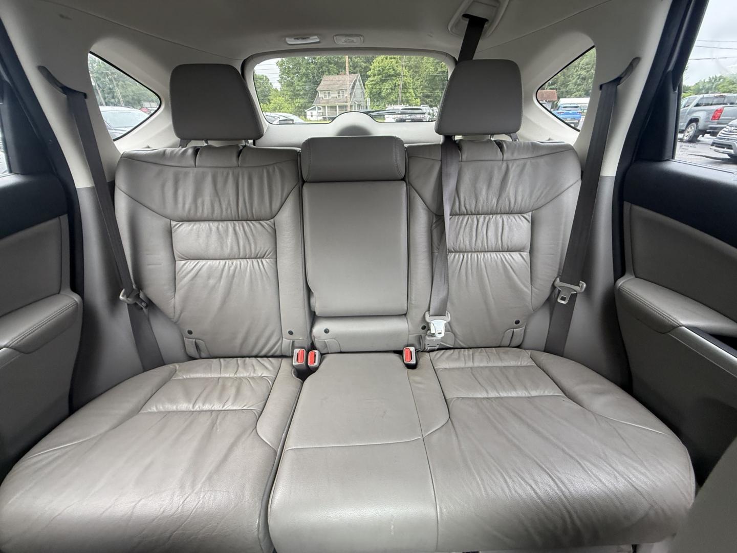 2014 Silver /Gray Honda CR-V EX-L 4WD 5-Speed AT (2HKRM4H71EH) with an 2.4L I4 DOHC 16V engine, Automatic transmission, located at 547 E. Main St., Orwell, OH, 44076, (440) 437-5893, 41.535435, -80.847855 - 2014 Honda CR-V EX-L 4WD – Premium Compact SUV with Fresh Service and Honda Reliability! This 2014 Honda CR-V EX-L 4WD is a clean, well-maintained compact SUV that offers upscale comfort and proven all-weather capability. Powered by a smooth 2.4L I4 engine paired with a durable 5-speed automatic- Photo#17