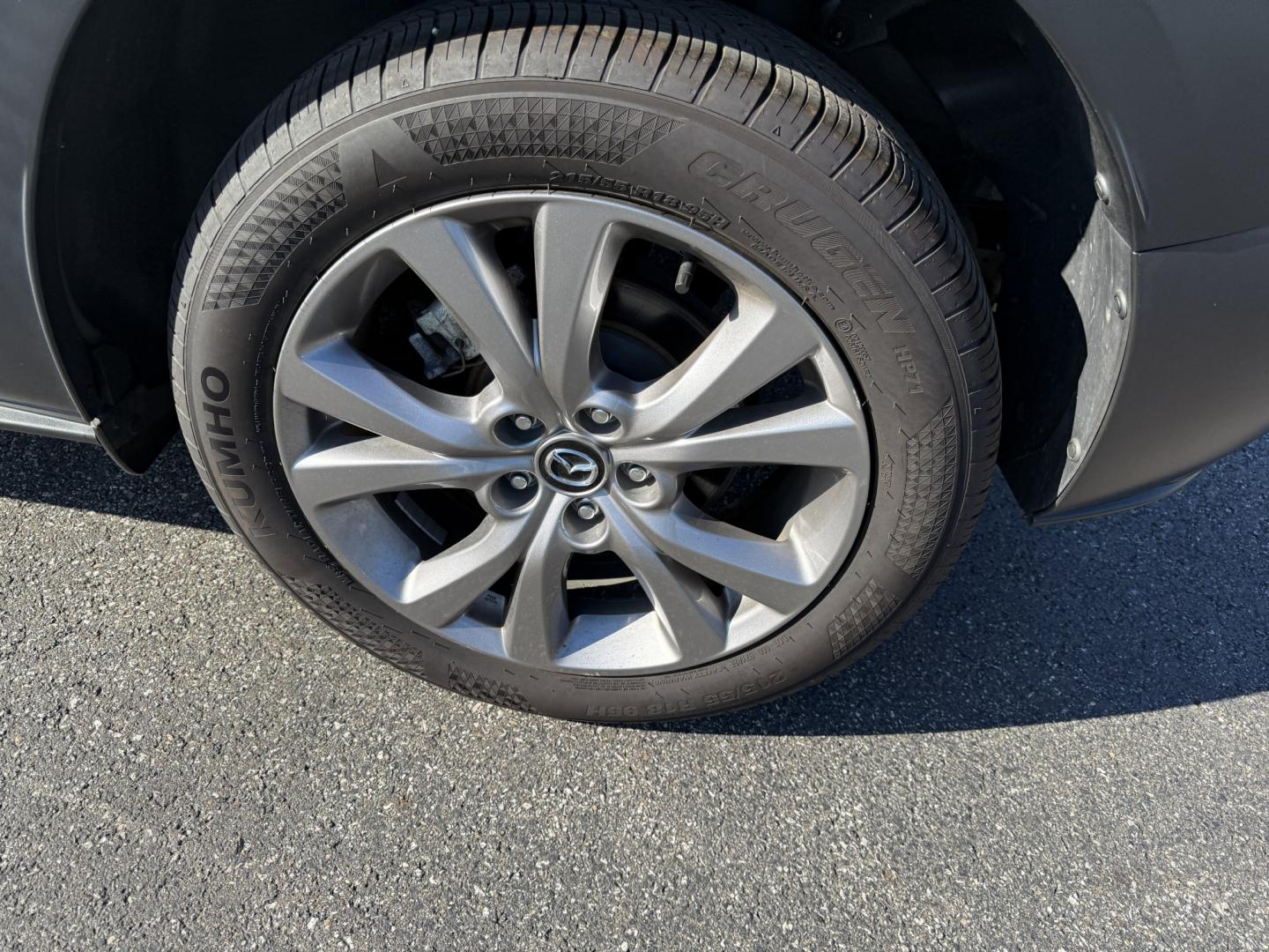 2021 White /Black Mazda CX-30 Select W/ Preferred Pkg AWD (3MVDMBCL6MM) with an 2.5L I4 DOHC 16V engine, Automatic transmission, located at 11115 Chardon Rd. , Chardon, OH, 44024, (440) 214-9705, 41.580246, -81.241943 - 2021 Mazda CX-30 AWD – Premium Compact SUV with Sharp Styling, Strong Safety, and Excellent Efficiency! This 2021 Mazda CX-30 AWD is a stylish and well-equipped compact crossover that delivers a premium driving experience in a fun-to-drive package. Powered by a smooth 2.5L I4 engine paired with a- Photo#35