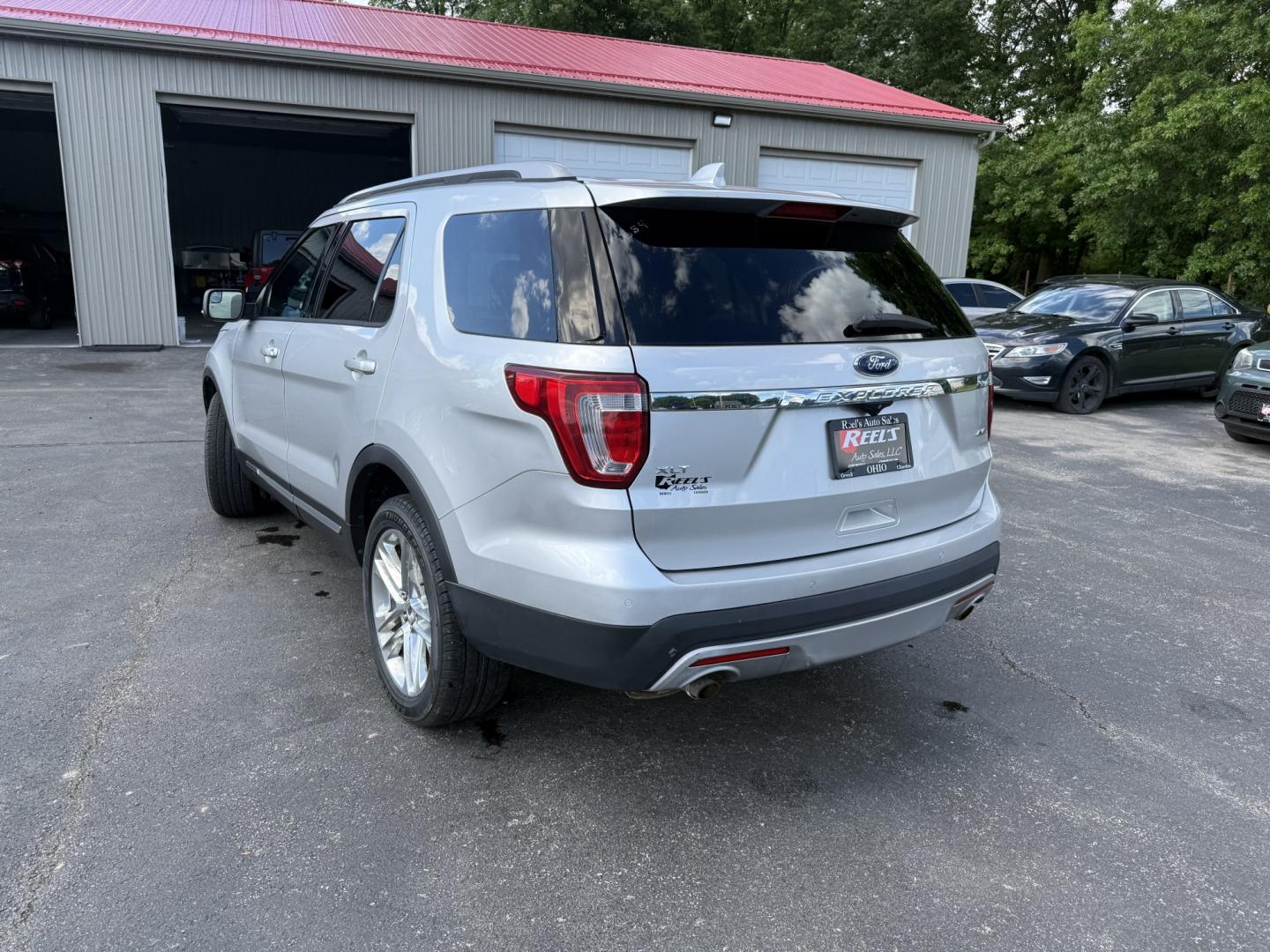 2016 Silver /Black Ford Explorer XLT 4WD (1FM5K8D86GG) with an 3.5L V6 DOHC 24V engine, 6-Speed Automatic transmission, located at 547 E. Main St., Orwell, OH, 44076, (440) 437-5893, 41.535435, -80.847855 - 2016 Ford Explorer XLT 4WD – Loaded Family SUV with Leather, Captain’s Chairs, and Fresh Service! This 2016 Ford Explorer XLT 4WD is a spacious and capable midsize SUV that’s ready for family adventures or daily driving. Powered by a strong 3.5L V6 engine paired with a smooth 6-speed automati- Photo#29