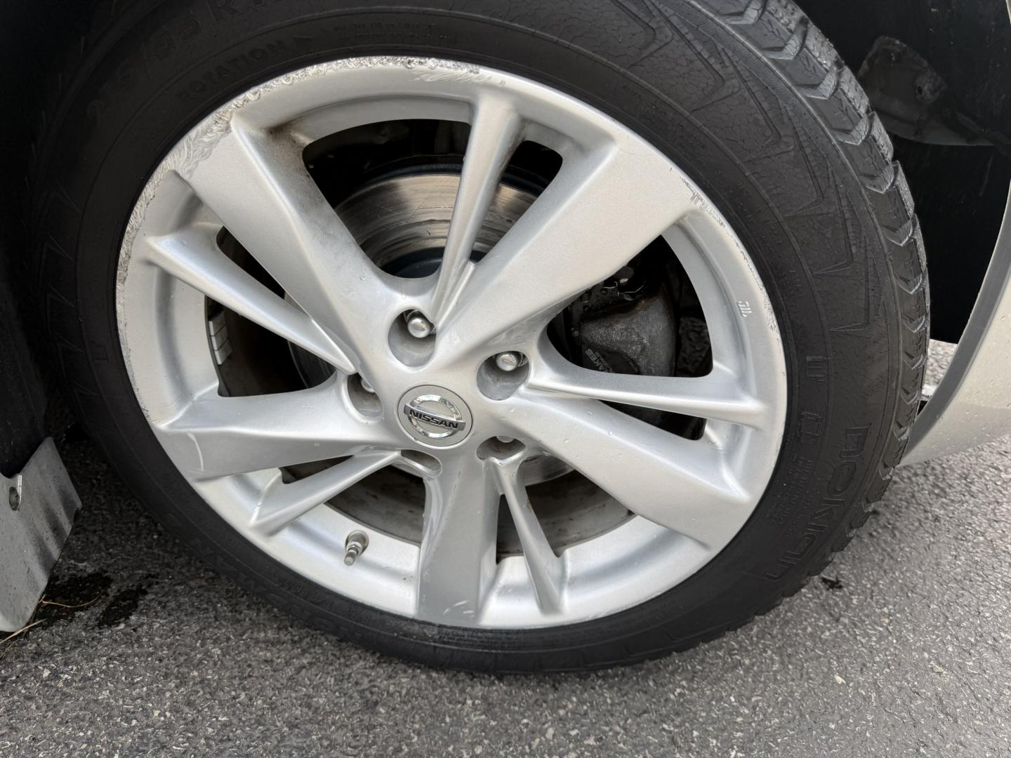 2015 Silver /Black Nissan Altima 2.5 SV (1N4AL3AP9FC) with an 2.5L I4 DOHC 16V engine, Automatic transmission, located at 547 E. Main St., Orwell, OH, 44076, (440) 437-5893, 41.535435, -80.847855 - 2015 Nissan Altima 2.5 SV – Efficient, Comfortable, and Well-Equipped Midsize Sedan! This clean 2015 Nissan Altima 2.5 SV is a reliable and fuel-efficient sedan that’s perfect for daily commuting and long highway trips. Powered by a smooth 2.5L I4 engine, it delivers responsive performance whil- Photo#6