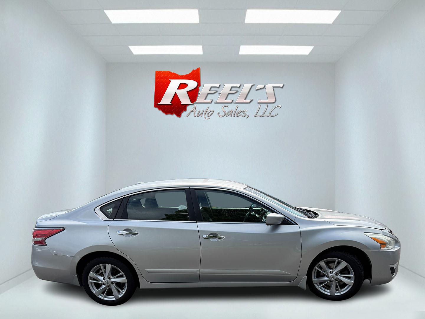 2015 Silver /Black Nissan Altima 2.5 SV (1N4AL3AP9FC) with an 2.5L I4 DOHC 16V engine, Automatic transmission, located at 547 E. Main St., Orwell, OH, 44076, (440) 437-5893, 41.535435, -80.847855 - 2015 Nissan Altima 2.5 SV – Efficient, Comfortable, and Well-Equipped Midsize Sedan! This clean 2015 Nissan Altima 2.5 SV is a reliable and fuel-efficient sedan that’s perfect for daily commuting and long highway trips. Powered by a smooth 2.5L I4 engine, it delivers responsive performance whil- Photo#24