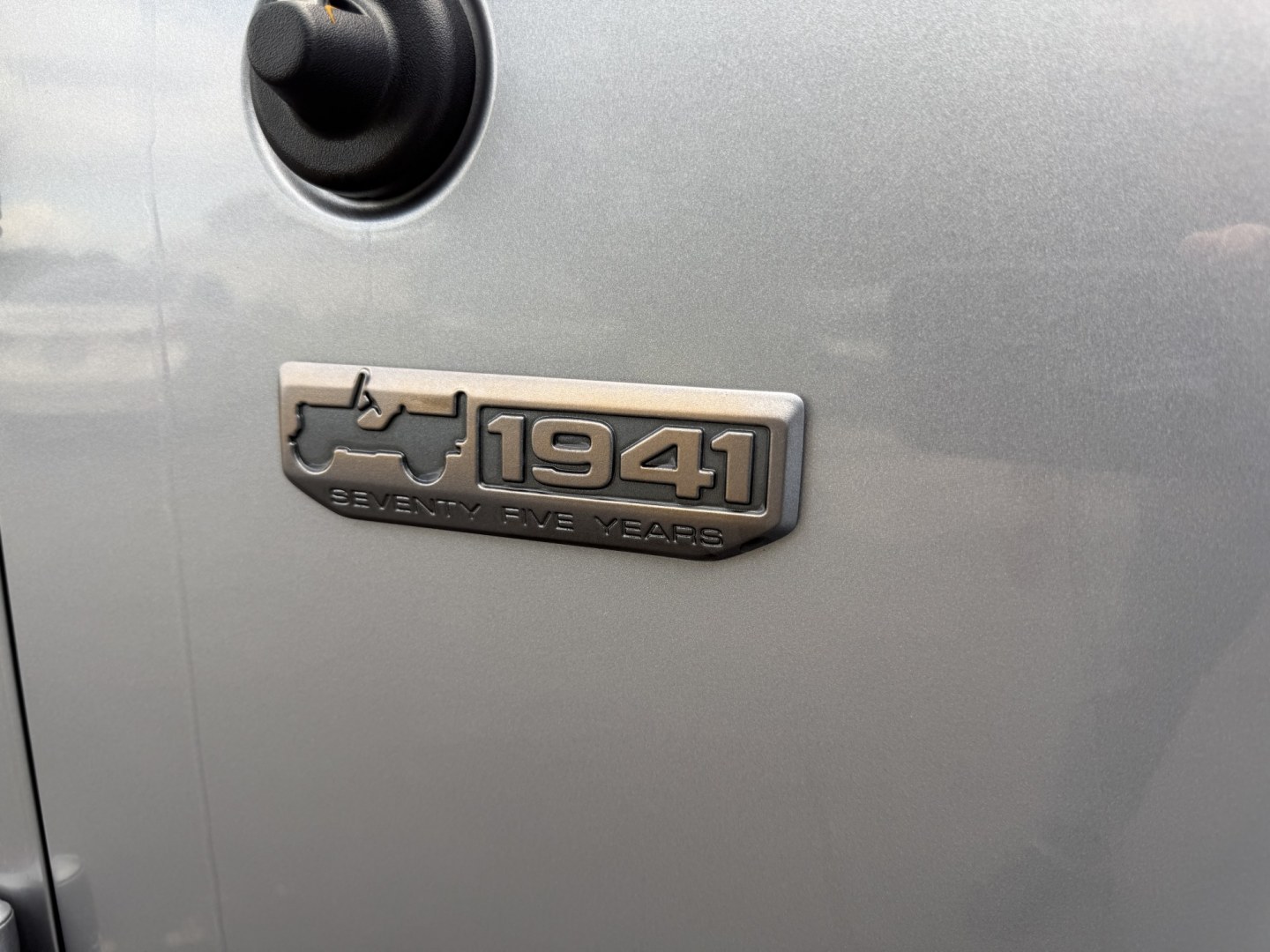 2016 Silver /Brown Jeep Wrangler Unlimited Sahara 4WD (1C4HJWEG5GL) with an 3.6L V6 DOHC 24V engine, Automatic transmission, located at 547 E. Main St., Orwell, OH, 44076, (440) 437-5893, 41.535435, -80.847855 - 2016 Jeep Wrangler Unlimited Sahara 75th Anniversary Edition 4WD – Special Edition with Premium Leather and Trail-Ready Capability! This 2016 Jeep Wrangler Unlimited Sahara 75th Anniversary Edition 4WD is a standout model that celebrates Jeep heritage with exclusive styling and premium upgrades.- Photo#6