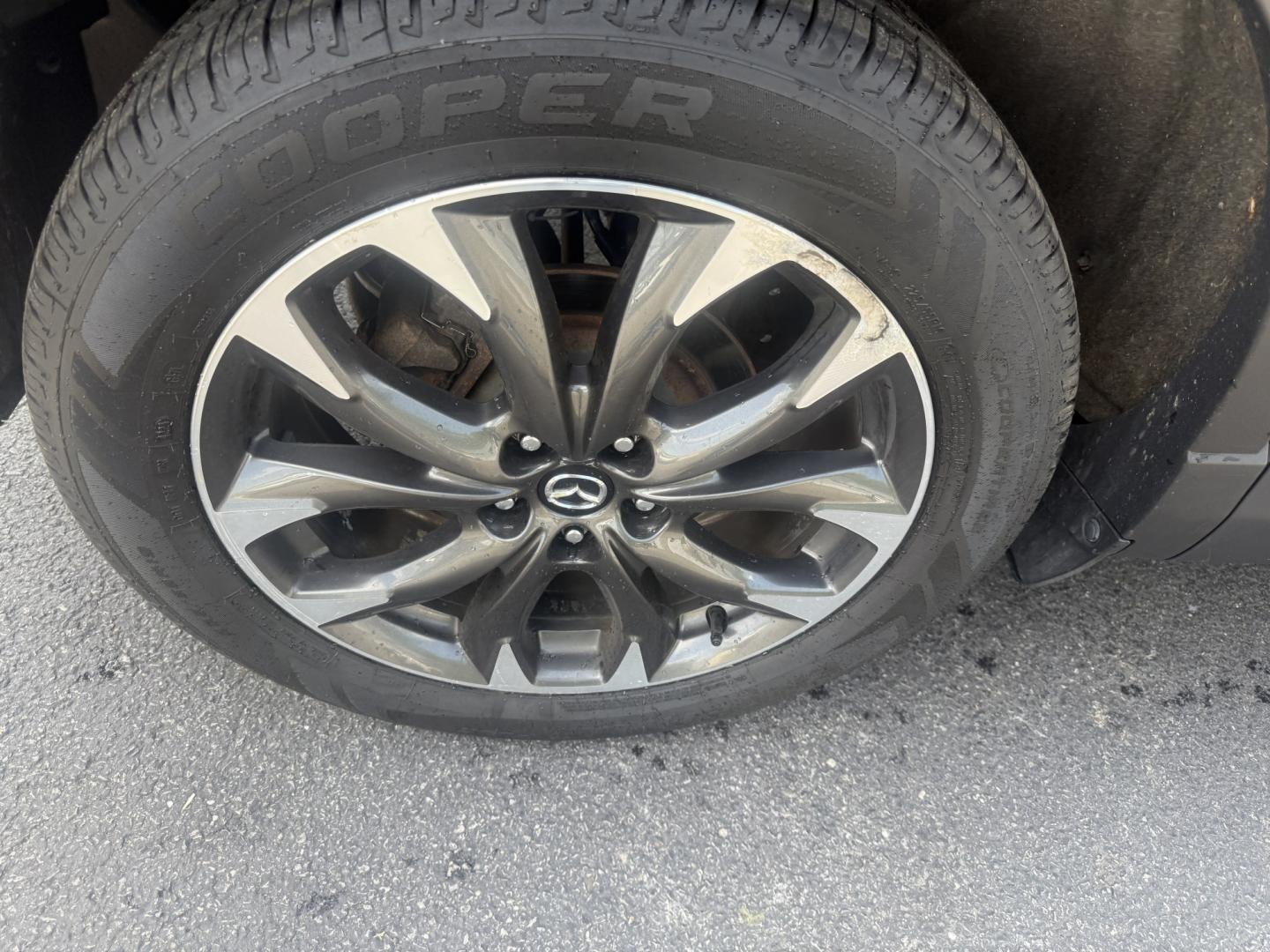 2016 Black /Black Mazda CX-5 Grand Touring AWD (JM3KE4DY6G0) with an 2.5L I4 DOHC 16V engine, Automatic transmission, located at 547 E. Main St., Orwell, OH, 44076, (440) 437-5893, 41.535435, -80.847855 - 2016 Mazda CX-5 Grand Touring AWD – Premium Compact SUV with Leather, BOSE Sound, and Strong Efficiency! This 2016 Mazda CX-5 Grand Touring AWD is a refined and sporty crossover that offers upscale comfort, engaging driving dynamics, and excellent efficiency. Powered by a smooth 2.5L I4 engine pa- Photo#27