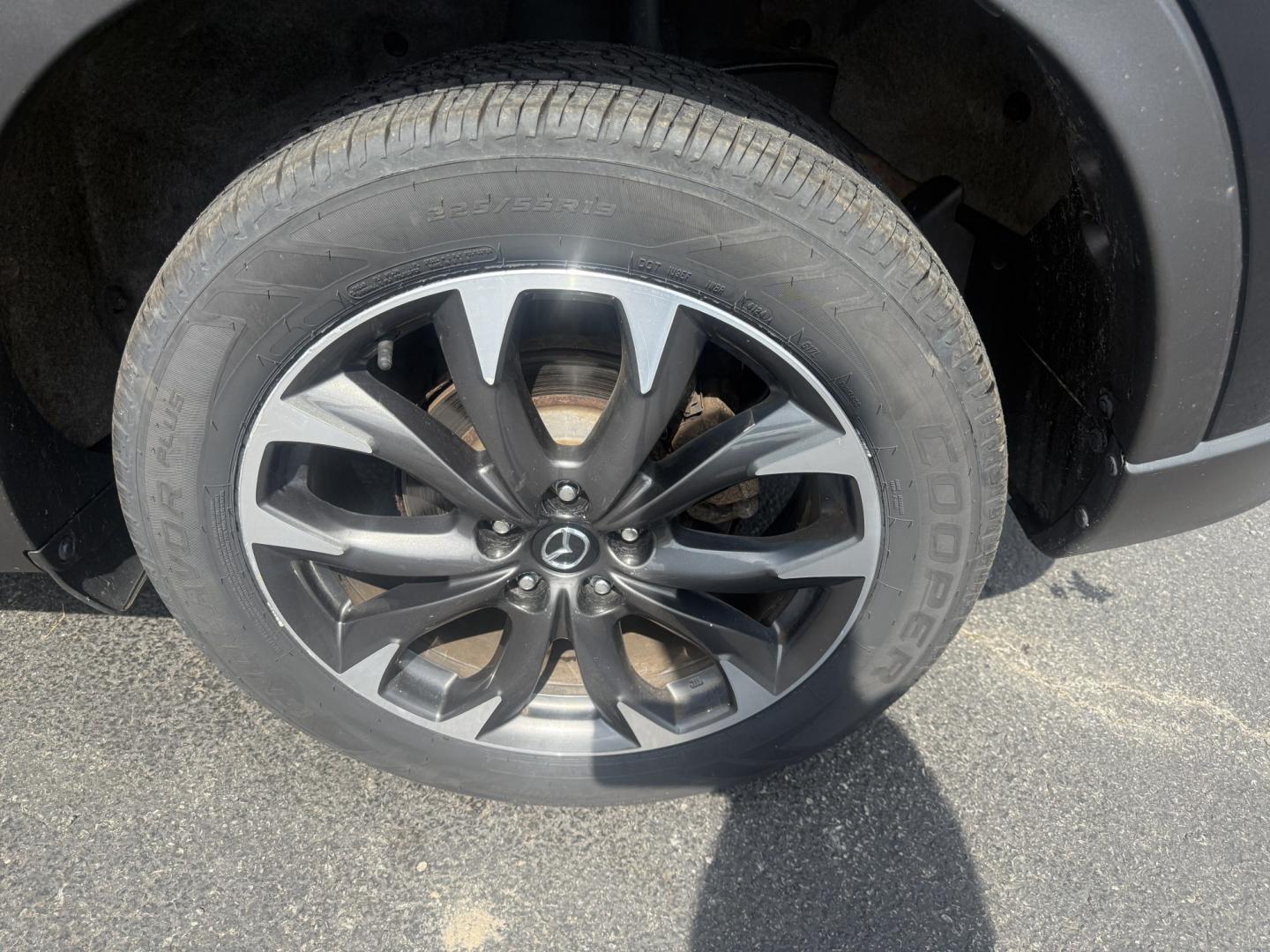 2016 Black /Black Mazda CX-5 Grand Touring AWD (JM3KE4DY6G0) with an 2.5L I4 DOHC 16V engine, Automatic transmission, located at 547 E. Main St., Orwell, OH, 44076, (440) 437-5893, 41.535435, -80.847855 - 2016 Mazda CX-5 Grand Touring AWD – Premium Compact SUV with Leather, BOSE Sound, and Strong Efficiency! This 2016 Mazda CX-5 Grand Touring AWD is a refined and sporty crossover that offers upscale comfort, engaging driving dynamics, and excellent efficiency. Powered by a smooth 2.5L I4 engine pa- Photo#32