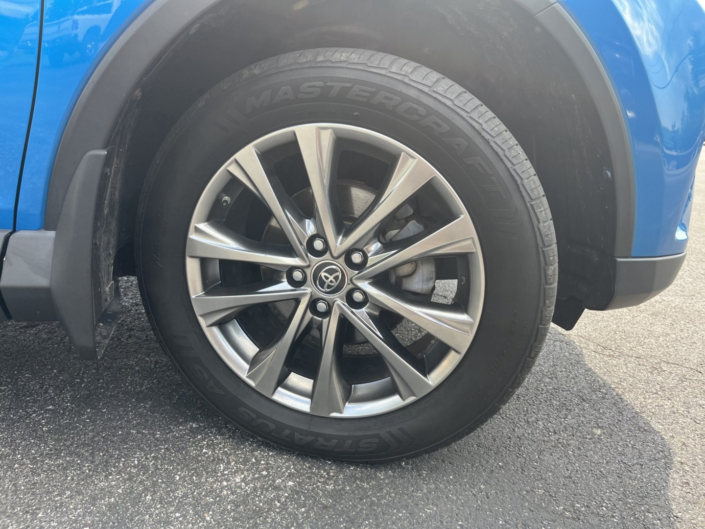 2017 Blue /Black Toyota RAV4 Limited AWD (JTMDFREVXHD) with an 2.5L I4 DOHC 16V engine, Automatic transmission, located at 11115 Chardon Rd. , Chardon, OH, 44024, (440) 214-9705, 41.580246, -81.241943 - 2017 Toyota RAV4 Limited AWD – Premium Compact SUV with Leather, Safety, and Excellent Efficiency! This 2017 Toyota RAV4 Limited AWD is a top-trim model that offers upscale comfort, strong capability, and Toyota’s legendary reliability. Powered by a smooth 2.5L I4 engine paired with a responsiv- Photo#4