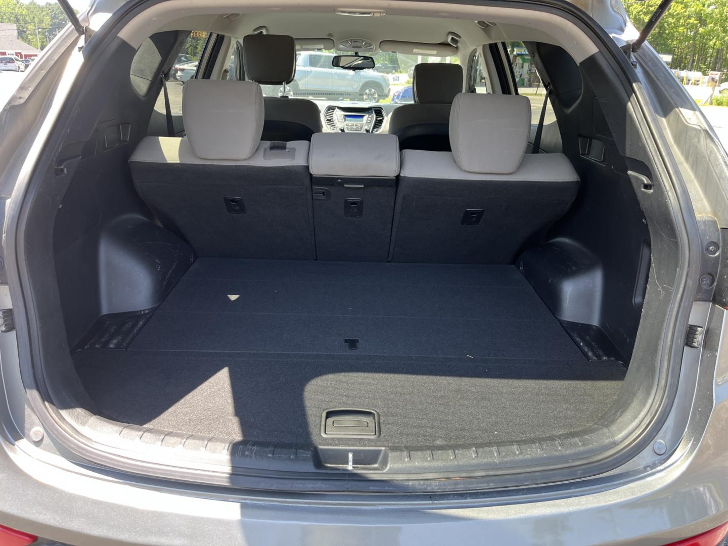 2013 Gray /Black Hyundai Santa Fe Sport 2.4 FWD (5XYZT3LB8DG) with an 2.4L I4 DOHC 16V engine, Automatic transmission, located at 11115 Chardon Rd. , Chardon, OH, 44024, (440) 214-9705, 41.580246, -81.241943 - 2013 Hyundai Santa Fe Sport FWD – Efficient, Versatile, and Ready for Daily Driving! This 2013 Hyundai Santa Fe Sport FWD is a practical and fuel-efficient compact crossover that offers great value and everyday usability. Powered by a responsive 2.4L GDI engine paired with a smooth 6-speed automa- Photo#14
