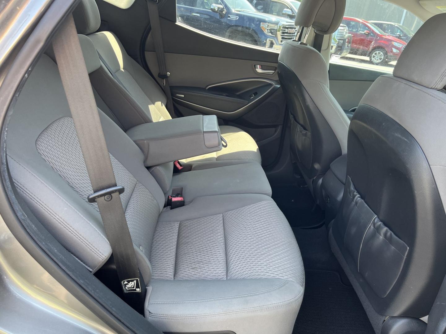 2013 Gray /Black Hyundai Santa Fe Sport 2.4 FWD (5XYZT3LB8DG) with an 2.4L I4 DOHC 16V engine, Automatic transmission, located at 11115 Chardon Rd. , Chardon, OH, 44024, (440) 214-9705, 41.580246, -81.241943 - 2013 Hyundai Santa Fe Sport FWD – Efficient, Versatile, and Ready for Daily Driving! This 2013 Hyundai Santa Fe Sport FWD is a practical and fuel-efficient compact crossover that offers great value and everyday usability. Powered by a responsive 2.4L GDI engine paired with a smooth 6-speed automa- Photo#31