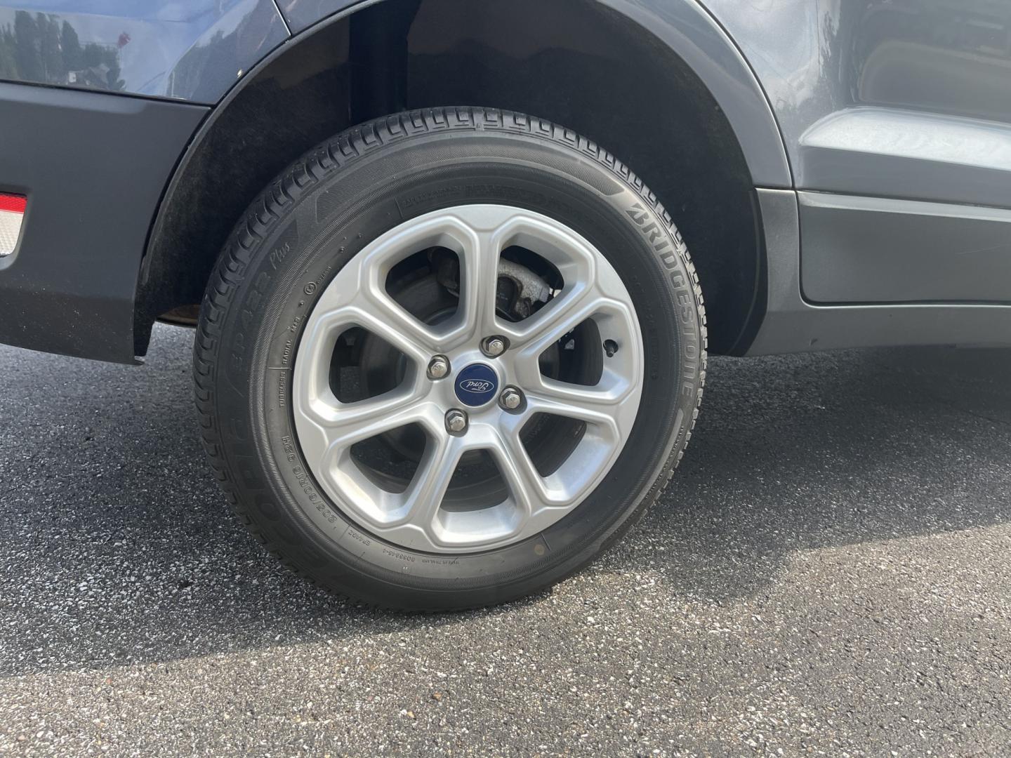2022 Gray /Black Ford EcoSport SE AWD (MAJ6S3GL0NC) with an 2.0L I4 DOHC 16V engine, Automatic transmission, located at 11115 Chardon Rd. , Chardon, OH, 44024, (440) 214-9705, 41.580246, -81.241943 - 2022 Ford EcoSport SE 4WD – Efficient, Low-Mileage Compact SUV with Premium Features! This sharp 2022 Ford EcoSport SE 4WD is a fun, practical, and fuel-efficient small SUV with very low miles. Powered by a responsive 2.0L I4 Duratec engine paired with a smooth 6-speed automatic transmission and- Photo#7