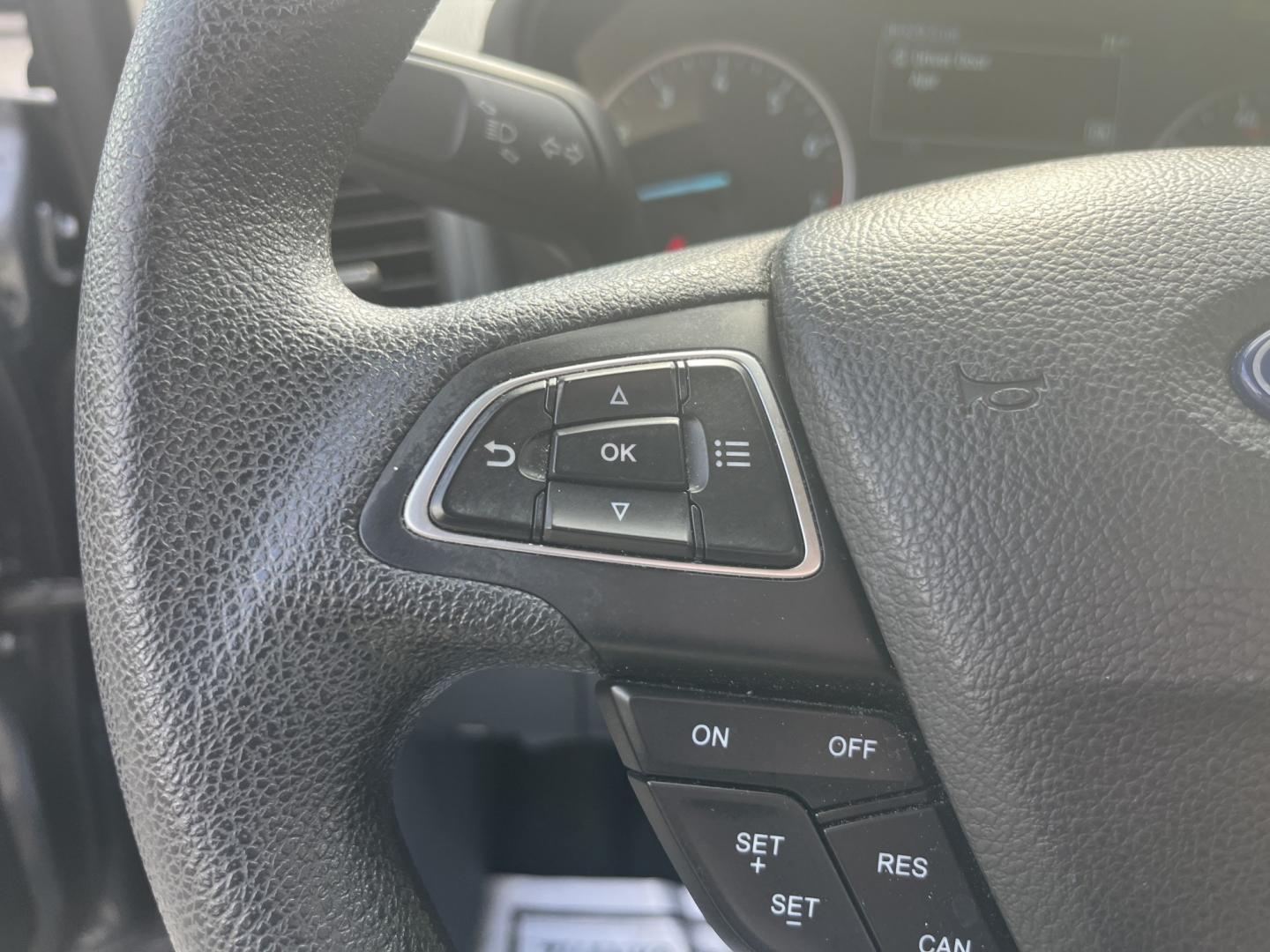 2022 Gray /Black Ford EcoSport SE AWD (MAJ6S3GL0NC) with an 2.0L I4 DOHC 16V engine, Automatic transmission, located at 11115 Chardon Rd. , Chardon, OH, 44024, (440) 214-9705, 41.580246, -81.241943 - 2022 Ford EcoSport SE 4WD – Efficient, Low-Mileage Compact SUV with Premium Features! This sharp 2022 Ford EcoSport SE 4WD is a fun, practical, and fuel-efficient small SUV with very low miles. Powered by a responsive 2.0L I4 Duratec engine paired with a smooth 6-speed automatic transmission and- Photo#18