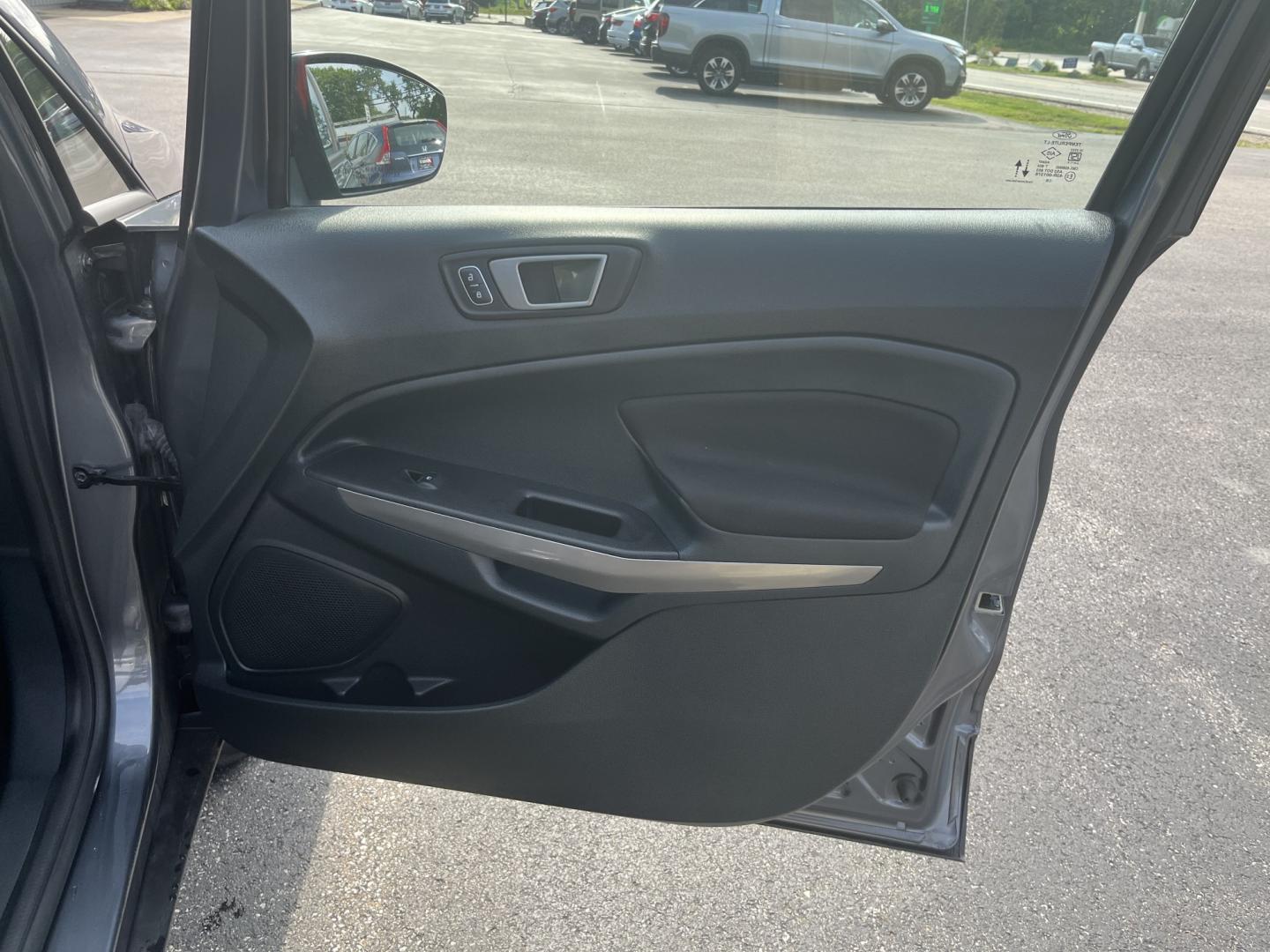 2022 Gray /Black Ford EcoSport SE AWD (MAJ6S3GL0NC) with an 2.0L I4 DOHC 16V engine, Automatic transmission, located at 11115 Chardon Rd. , Chardon, OH, 44024, (440) 214-9705, 41.580246, -81.241943 - 2022 Ford EcoSport SE 4WD – Efficient, Low-Mileage Compact SUV with Premium Features! This sharp 2022 Ford EcoSport SE 4WD is a fun, practical, and fuel-efficient small SUV with very low miles. Powered by a responsive 2.0L I4 Duratec engine paired with a smooth 6-speed automatic transmission and- Photo#31