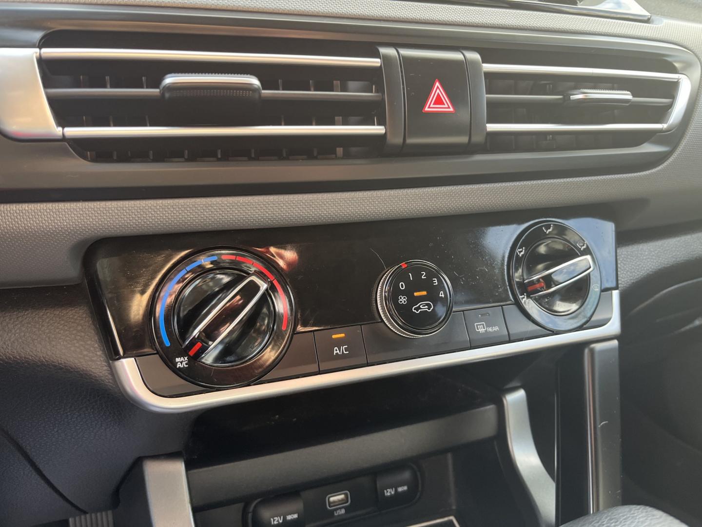 2021 Gray /Black Kia Seltos LX AWD (KNDEPCAA2M7) with an 2.0L I4 DOHC 16V engine, Automatic transmission, located at 11115 Chardon Rd. , Chardon, OH, 44024, (440) 214-9705, 41.580246, -81.241943 - 2021 Kia Seltos LX AWD – Efficient, Modern, and Ready for Any Road! This 2021 Kia Seltos LX AWD is a stylish and versatile compact crossover that offers great efficiency, modern technology, and confident all-weather performance. Powered by a reliable 2.0L I4 engine paired with a smooth CVT transm- Photo#23