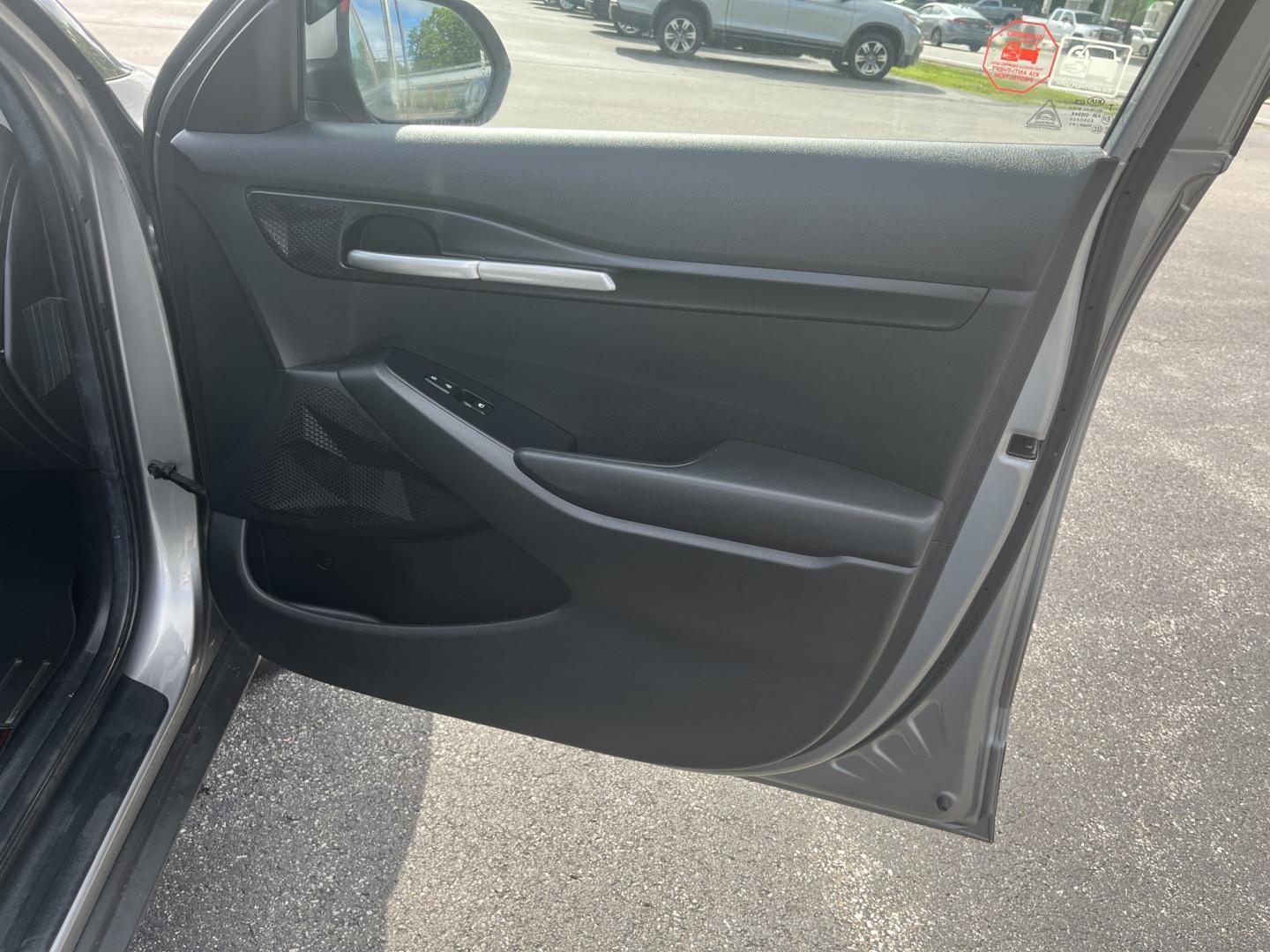 2021 Gray /Black Kia Seltos LX AWD (KNDEPCAA2M7) with an 2.0L I4 DOHC 16V engine, Automatic transmission, located at 11115 Chardon Rd. , Chardon, OH, 44024, (440) 214-9705, 41.580246, -81.241943 - 2021 Kia Seltos LX AWD – Efficient, Modern, and Ready for Any Road! This 2021 Kia Seltos LX AWD is a stylish and versatile compact crossover that offers great efficiency, modern technology, and confident all-weather performance. Powered by a reliable 2.0L I4 engine paired with a smooth CVT transm- Photo#30