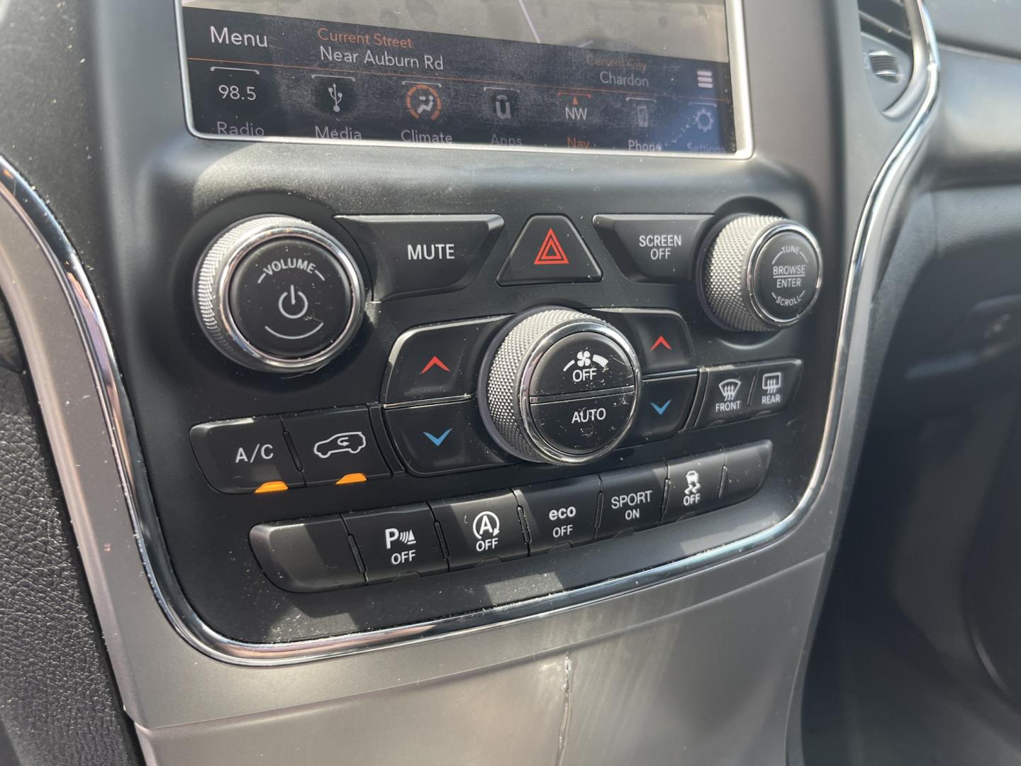 2018 Black /Black Jeep Grand Cherokee Laredo E 4WD (1C4RJFAG8JC) with an 3.6L V6 DOHC 24V engine, Automatic transmission, located at 11115 Chardon Rd. , Chardon, OH, 44024, (440) 214-9705, 41.580246, -81.241943 - 2018 Jeep Grand Cherokee Laredo E 4WD – Clean, Capable, and Well-Equipped with Modern Tech! This 2018 Jeep Grand Cherokee Laredo E 4WD is a sharp midsize SUV that offers strong capability, modern features, and great everyday usability. Powered by the smooth 3.6L Pentastar V6 engine paired with an- Photo#26
