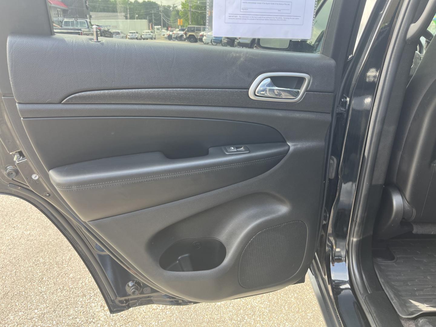 2018 Black /Black Jeep Grand Cherokee Laredo E 4WD (1C4RJFAG8JC) with an 3.6L V6 DOHC 24V engine, Automatic transmission, located at 11115 Chardon Rd. , Chardon, OH, 44024, (440) 214-9705, 41.580246, -81.241943 - 2018 Jeep Grand Cherokee Laredo E 4WD – Clean, Capable, and Well-Equipped with Modern Tech! This 2018 Jeep Grand Cherokee Laredo E 4WD is a sharp midsize SUV that offers strong capability, modern features, and great everyday usability. Powered by the smooth 3.6L Pentastar V6 engine paired with an- Photo#29