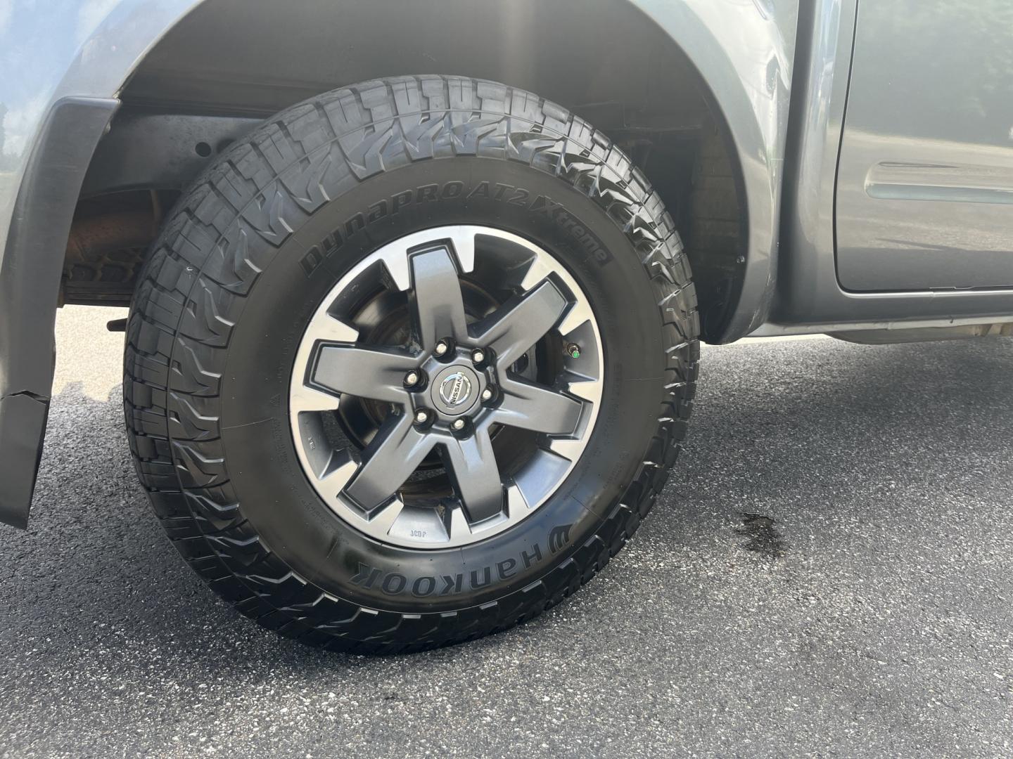 2018 Gray /Gray Nissan Frontier PRO-4X Crew Cab 5AT 4WD (1N6DD0EVXJN) with an 4.0L V6 DOHC 24V FFV engine, Automatic transmission, located at 11115 Chardon Rd. , Chardon, OH, 44024, (440) 214-9705, 41.580246, -81.241943 - 2018 Nissan Frontier Pro-4X Crew Cab 4WD – Off-Road Ready with Bilstein Suspension and Strong Towing Power! This 2018 Nissan Frontier Pro-4X Crew Cab 4WD is a tough, reliable midsize truck built for adventure and hard work. Powered by a proven 4.0L V6 engine paired with a durable 5-speed automati- Photo#7