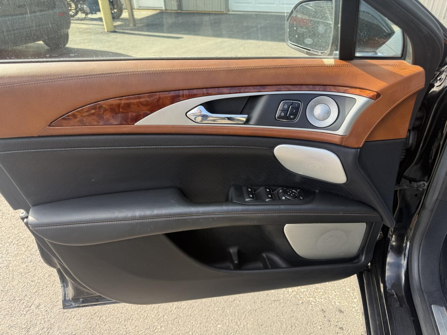 2017 Black /Black Lincoln MKZ Black Label AWD (3LN6L5HC9HR) with an 3.0 V6 TWIN TURBO engine, Automatic transmission, located at 547 E. Main St., Orwell, OH, 44076, (440) 437-5893, 41.535435, -80.847855 - 2017 Lincoln MKZ Black Label AWD – Twin-Turbo Luxury Sedan with 400 HP and Premium Refinement! This 2017 Lincoln MKZ Black Label AWD is a top-tier luxury performance sedan that offers exhilarating power and exceptional comfort. Powered by a potent 3.0L Twin-Turbo EcoBoost V6 engine producing 400- Photo#8