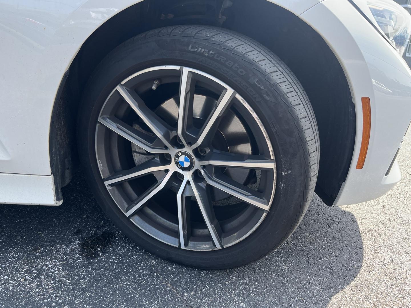 2021 White /Black BMW 3-Series 330i xDrive (3MW5R7J05M8) with an 2.0L I4 DOHC 16V engine, Automatic transmission, located at 547 E. Main St., Orwell, OH, 44076, (440) 437-5893, 41.535435, -80.847855 - 2021 BMW 330i xDrive – Sporty Luxury Sedan with Turbo Performance and Premium Technology! This 2021 BMW 330i xDrive is a refined and dynamic midsize sedan that offers engaging performance and all-weather confidence. Powered by a responsive 2.0L Turbocharged I4 engine paired with a smooth 8-speed- Photo#4