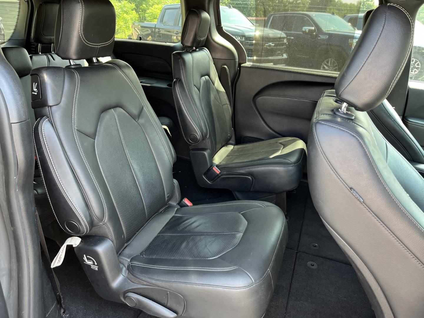 2021 Gray /Black Chrysler Pacifica Touring-L (2C4RC1BG2MR) with an 3.6L V6 DOHC 24V engine, Automatic transmission, located at 547 E. Main St., Orwell, OH, 44076, (440) 437-5893, 41.535435, -80.847855 - 2021 Chrysler Pacifica Touring L – Spacious Family Minivan with S Appearance Package and Modern Features! This 2021 Chrysler Pacifica Touring L is a versatile and well-equipped minivan that makes family life easier and more comfortable. Powered by a smooth 3.6L Pentastar V6 engine paired with a r- Photo#31