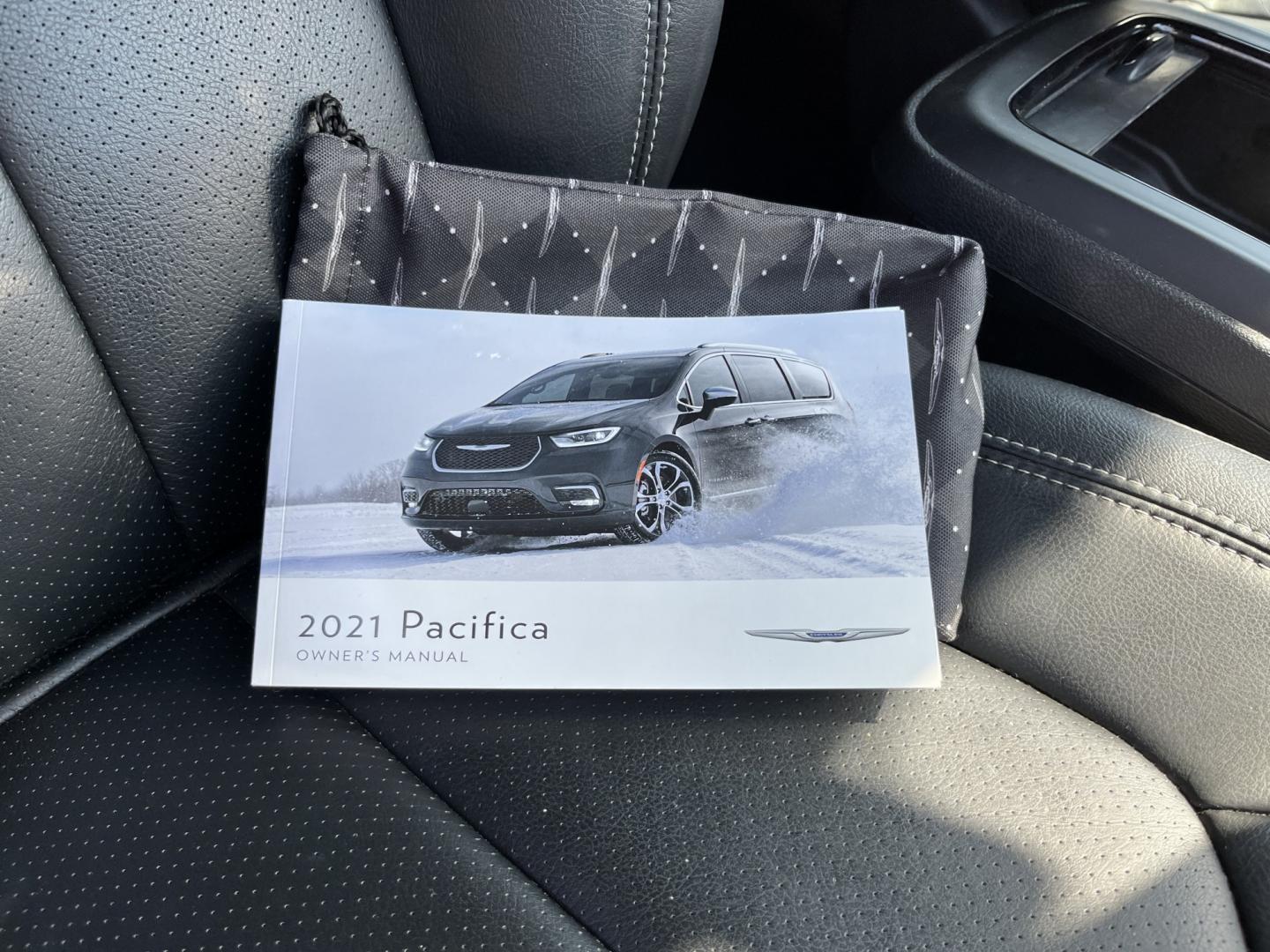 2021 Gray /Black Chrysler Pacifica Touring-L (2C4RC1BG2MR) with an 3.6L V6 DOHC 24V engine, Automatic transmission, located at 547 E. Main St., Orwell, OH, 44076, (440) 437-5893, 41.535435, -80.847855 - 2021 Chrysler Pacifica Touring L – Spacious Family Minivan with S Appearance Package and Modern Features! This 2021 Chrysler Pacifica Touring L is a versatile and well-equipped minivan that makes family life easier and more comfortable. Powered by a smooth 3.6L Pentastar V6 engine paired with a r- Photo#36