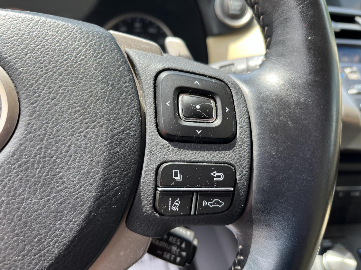 2018 White /Beige Lexus NX 200t AWD (JTJBARBZXJ2) with an 2.0L I4 DOHC 16V Turbo engine, Automatic transmission, located at 11115 Chardon Rd. , Chardon, OH, 44024, (440) 214-9705, 41.580246, -81.241943 - 2018 Lexus NX 300 AWD – Premium Compact Luxury SUV with Turbo Power and Refined Comfort! This 2018 Lexus NX 300 AWD is a sophisticated and versatile luxury crossover that offers a smooth, quiet ride with engaging performance. Powered by a responsive 2.0L Turbocharged I4 engine producing 235 HP an- Photo#22