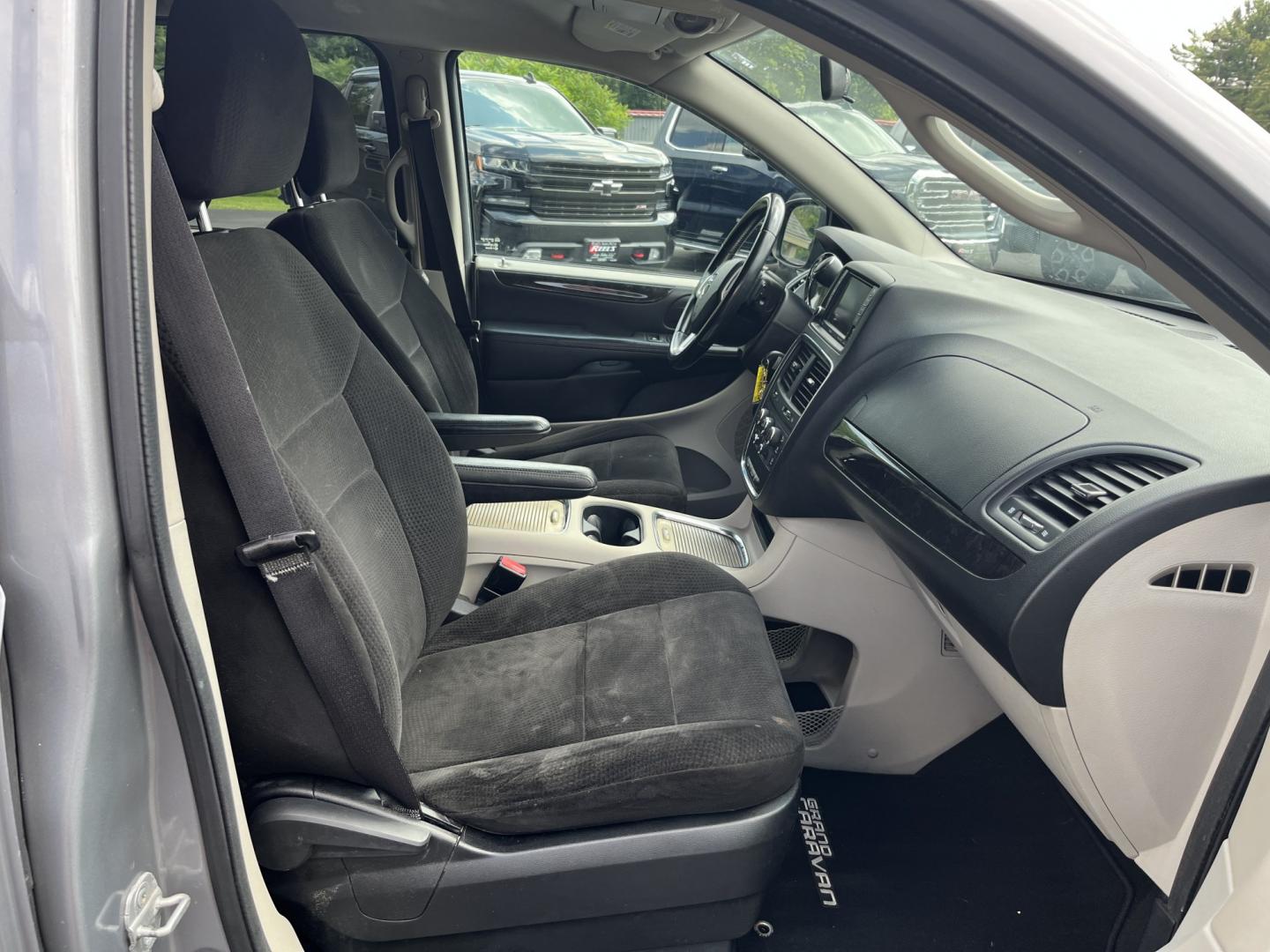 2013 Silver /Black Dodge Grand Caravan SXT (2C4RDGCG8DR) with an 3.6L V6 DOHC 24V FFV engine, Automatic transmission, located at 11115 Chardon Rd. , Chardon, OH, 44024, (440) 214-9705, 41.580246, -81.241943 - 2013 Dodge Grand Caravan SXT – Spacious Family Minivan with Stow ’n Go and Rear Entertainment! This 2013 Dodge Grand Caravan SXT is a practical and family-friendly minivan that offers generous space and versatile seating. Powered by a smooth 3.6L Pentastar V6 engine paired with a responsive 6-s- Photo#34