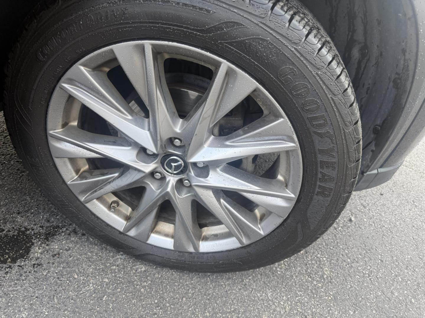 2019 Black /Black Mazda CX-5 Grand Touring AWD (JM3KFBDM2K0) with an 2.5L I4 DOHC 16V engine, Automatic transmission, located at 11115 Chardon Rd. , Chardon, OH, 44024, (440) 214-9705, 41.580246, -81.241943 - 2019 Mazda CX-5 Grand Touring AWD – Premium Compact SUV with Leather, BOSE Sound, and Sporty Dynamics! This 2019 Mazda CX-5 Grand Touring AWD is a refined and engaging compact crossover that offers upscale comfort and fun-to-drive performance. Powered by a smooth 2.5L I4 engine paired with a resp- Photo#6