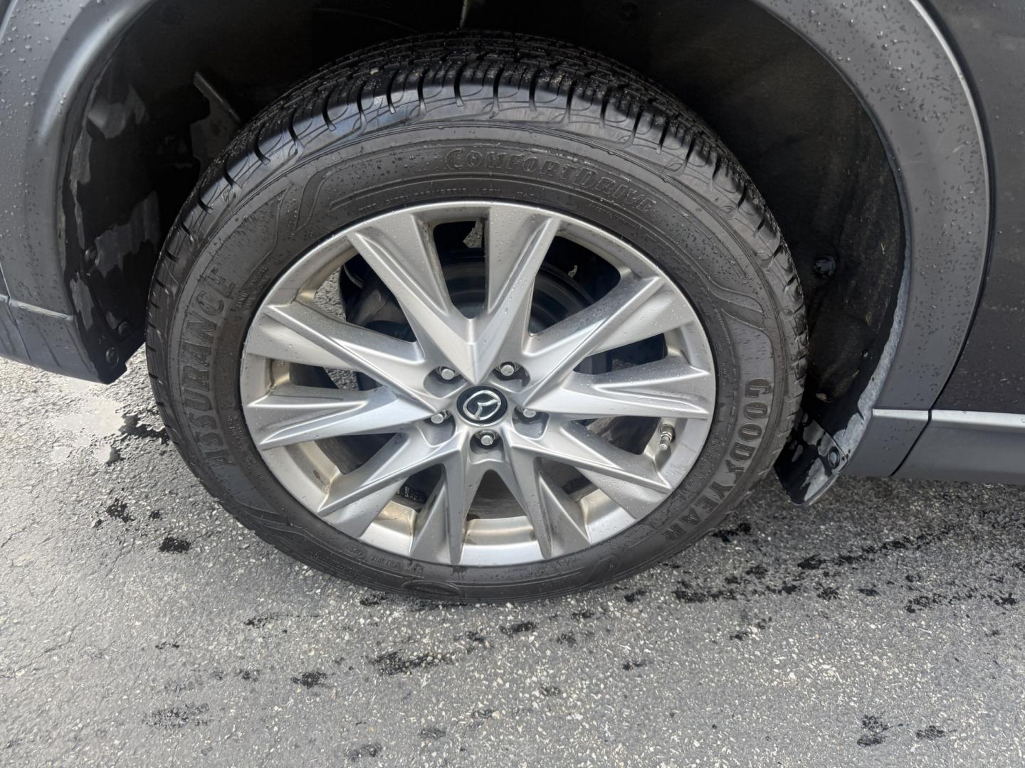 2019 Black /Black Mazda CX-5 Grand Touring AWD (JM3KFBDM2K0) with an 2.5L I4 DOHC 16V engine, Automatic transmission, located at 11115 Chardon Rd. , Chardon, OH, 44024, (440) 214-9705, 41.580246, -81.241943 - 2019 Mazda CX-5 Grand Touring AWD – Premium Compact SUV with Leather, BOSE Sound, and Sporty Dynamics! This 2019 Mazda CX-5 Grand Touring AWD is a refined and engaging compact crossover that offers upscale comfort and fun-to-drive performance. Powered by a smooth 2.5L I4 engine paired with a resp- Photo#34