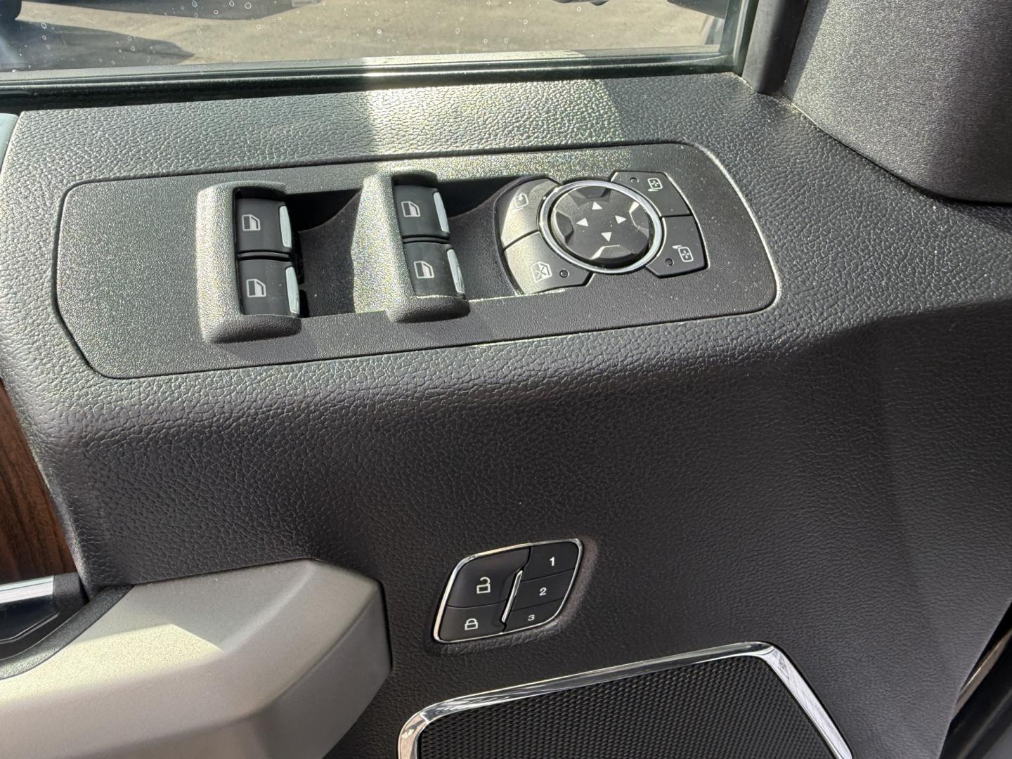 2017 Black /Black Ford F-150 Lariat SuperCrew 5.5-ft. Bed 4WD (1FTEW1EG6HF) with an 3.5L V6 Twin Turbo engine, Automatic transmission, located at 547 E. Main St., Orwell, OH, 44076, (440) 437-5893, 41.535435, -80.847855 - 2017 Ford F-150 Lariat Crew Cab 4WD – Loaded Luxury Truck with Twin-Turbo Power and Massive Towing! This 2017 Ford F-150 Lariat Crew Cab 4WD is a premium, well-equipped full-size truck that offers luxury comfort and serious capability. Powered by the potent 3.5L Twin-Turbo EcoBoost V6 engine pair- Photo#14