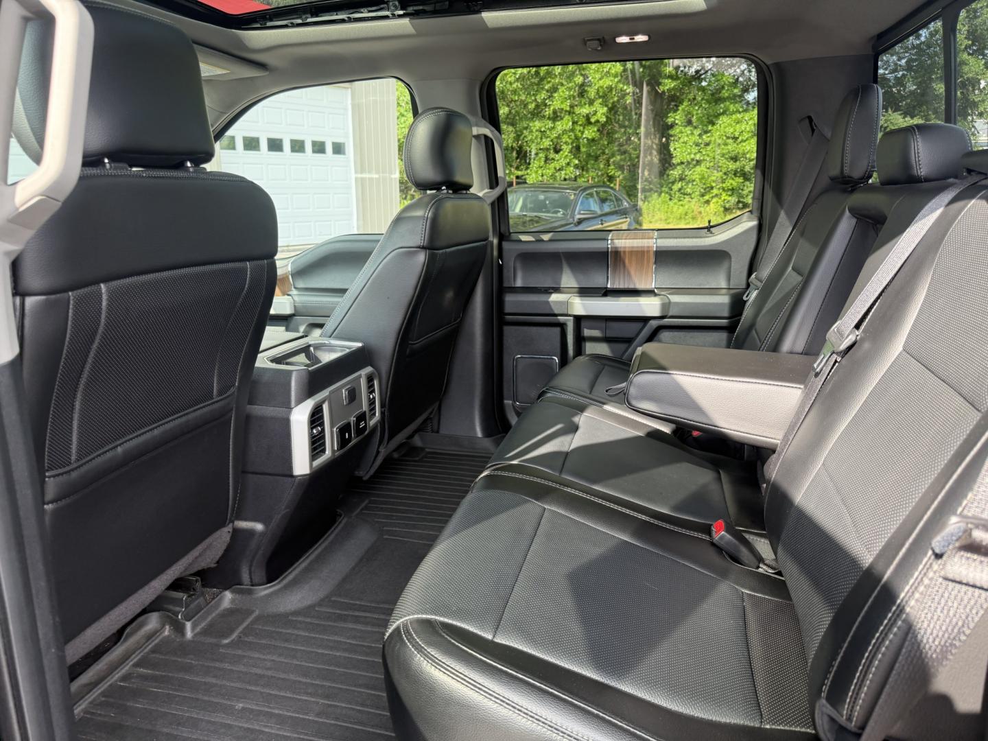 2017 Black /Black Ford F-150 Lariat SuperCrew 5.5-ft. Bed 4WD (1FTEW1EG6HF) with an 3.5L V6 Twin Turbo engine, Automatic transmission, located at 547 E. Main St., Orwell, OH, 44076, (440) 437-5893, 41.535435, -80.847855 - 2017 Ford F-150 Lariat Crew Cab 4WD – Loaded Luxury Truck with Twin-Turbo Power and Massive Towing! This 2017 Ford F-150 Lariat Crew Cab 4WD is a premium, well-equipped full-size truck that offers luxury comfort and serious capability. Powered by the potent 3.5L Twin-Turbo EcoBoost V6 engine pair- Photo#30